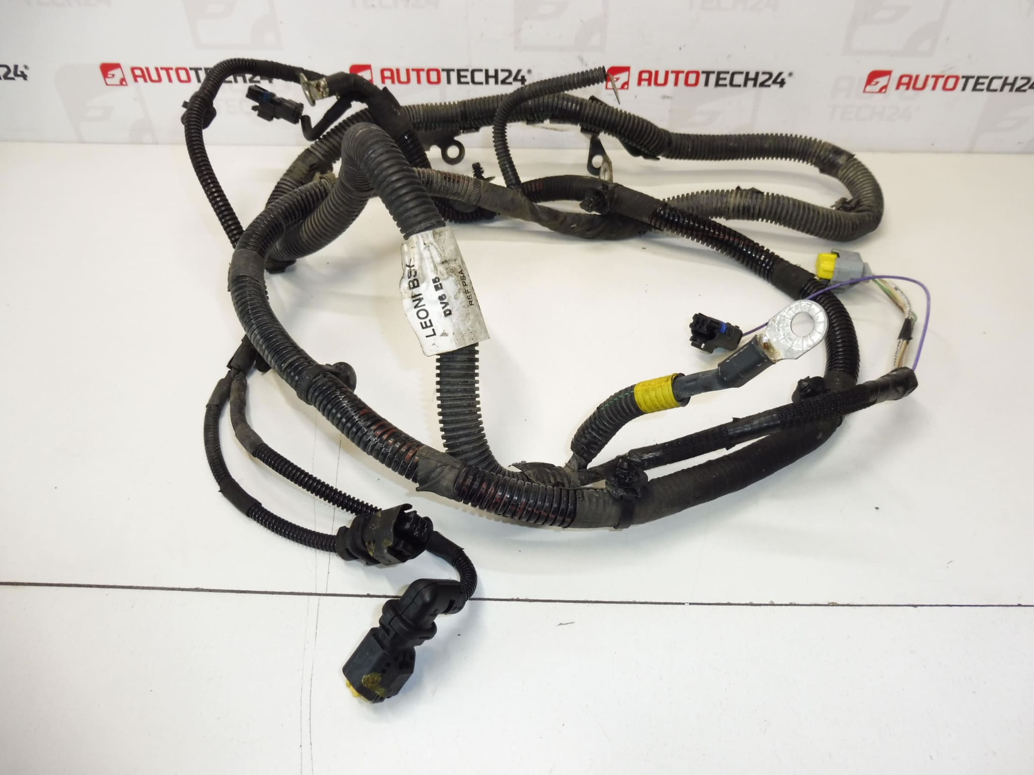 Kabel připojení + pólu v motoru Citroën Peugeot 9671135480 - Obrázek 2