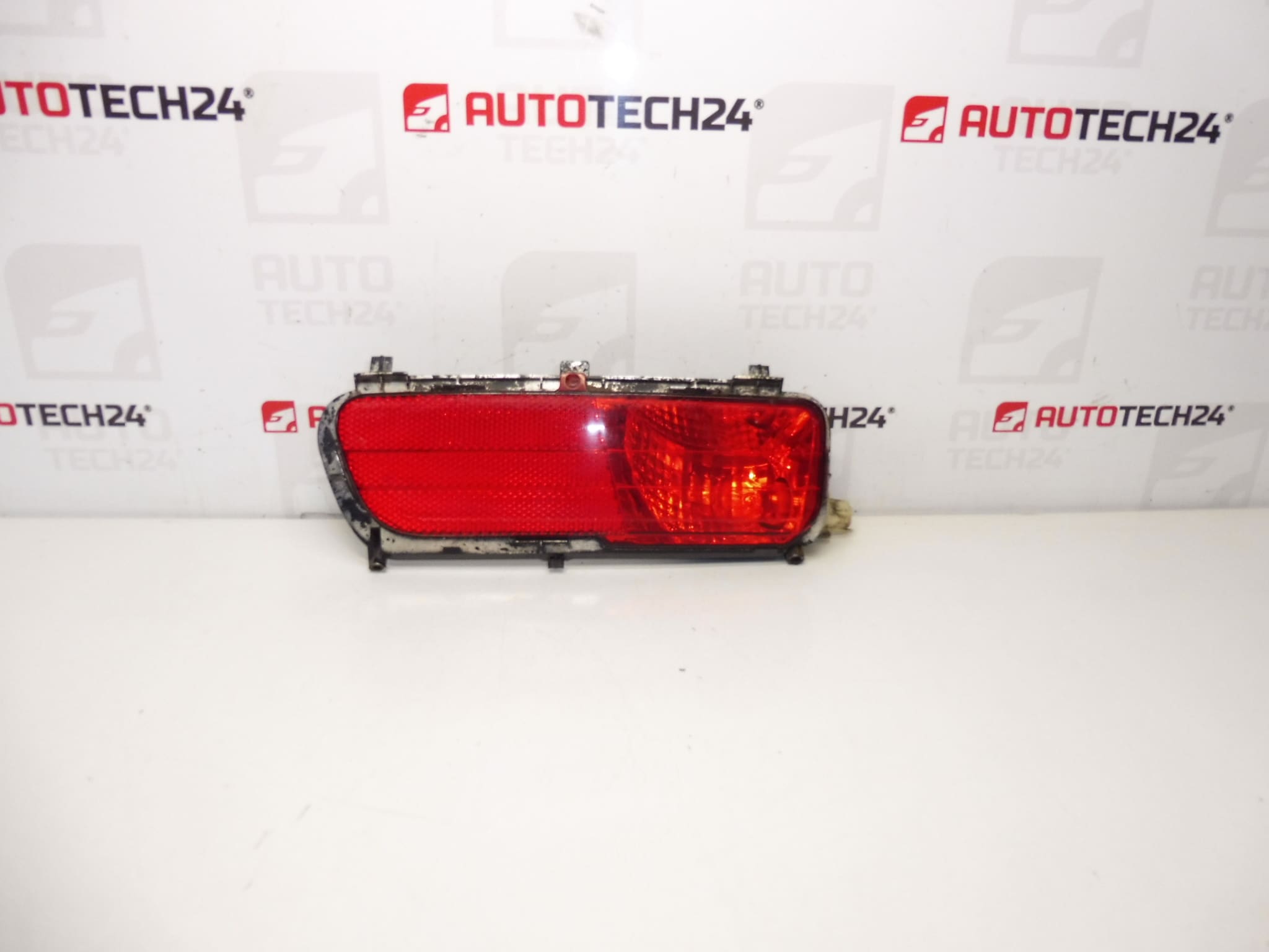 Zadní mlhovka levá Citroën C4 GRAND Picasso 9653548780 6350AA