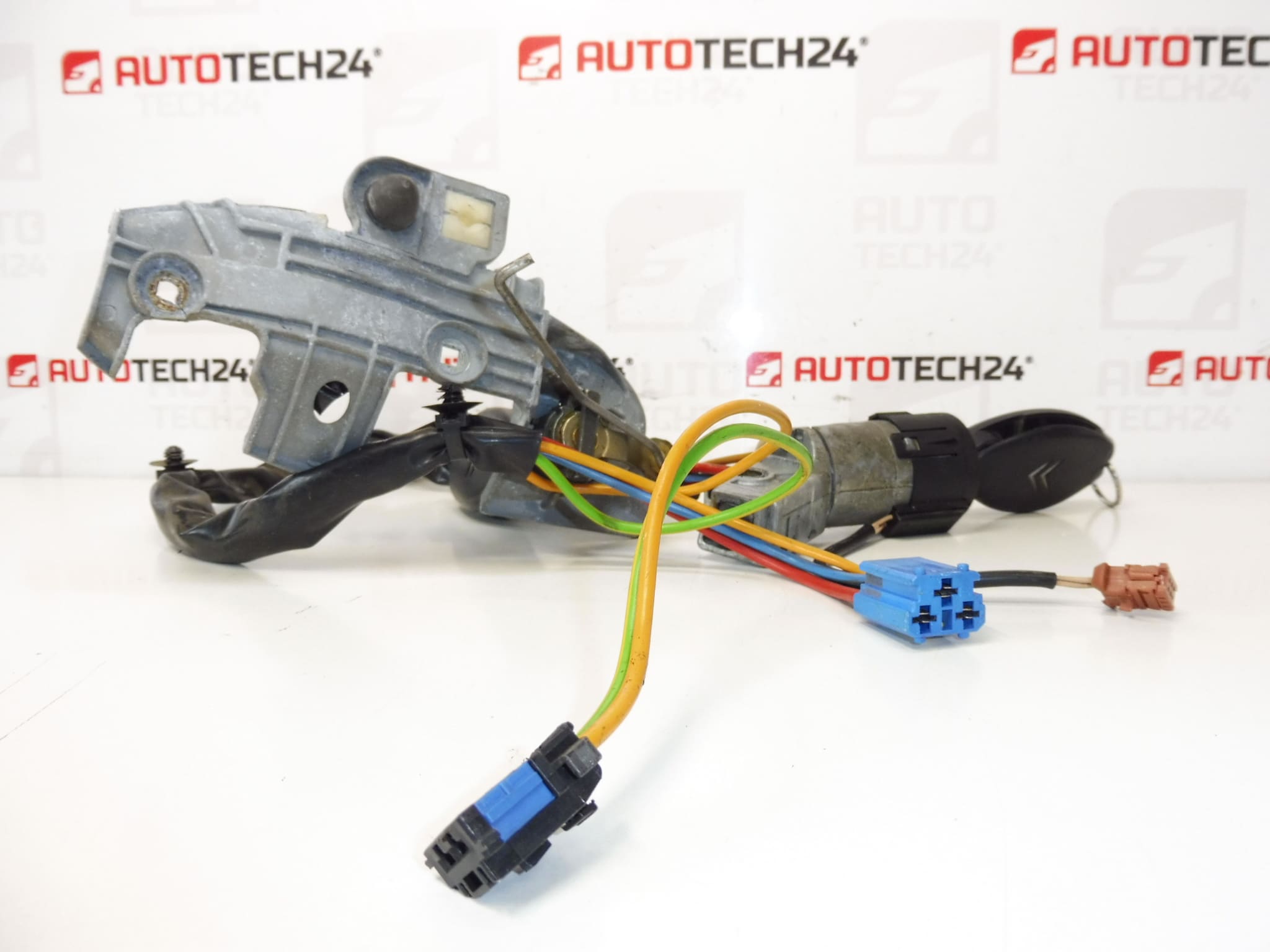 Sada zámků a 2 klíče pro Citroën C5 (2001-2007) 4162Z0 4162CE - Obrázek 2