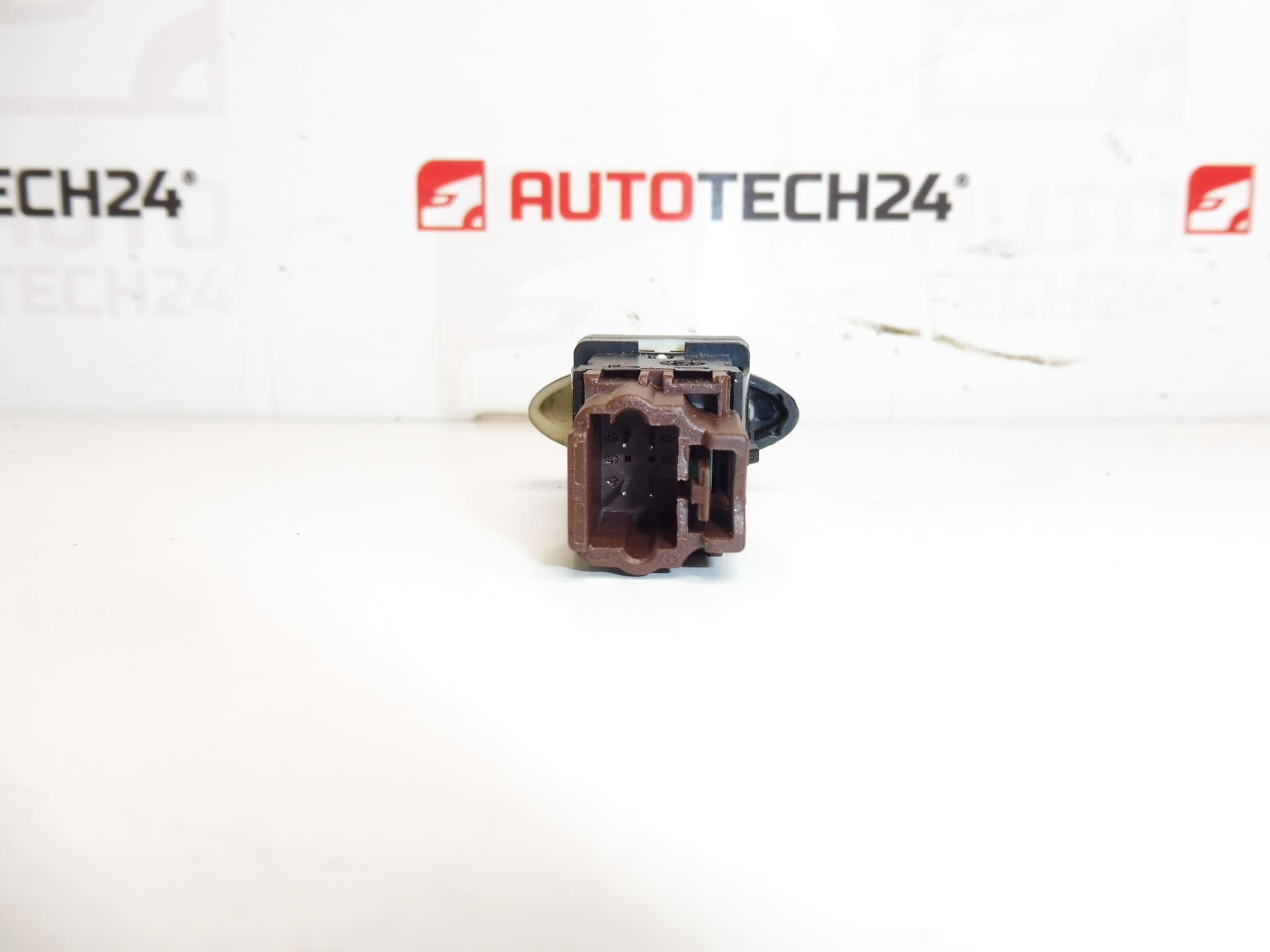 Spínač centrálního zamykání Citroën C5 96326949ZL 655499 - Obrázek 2