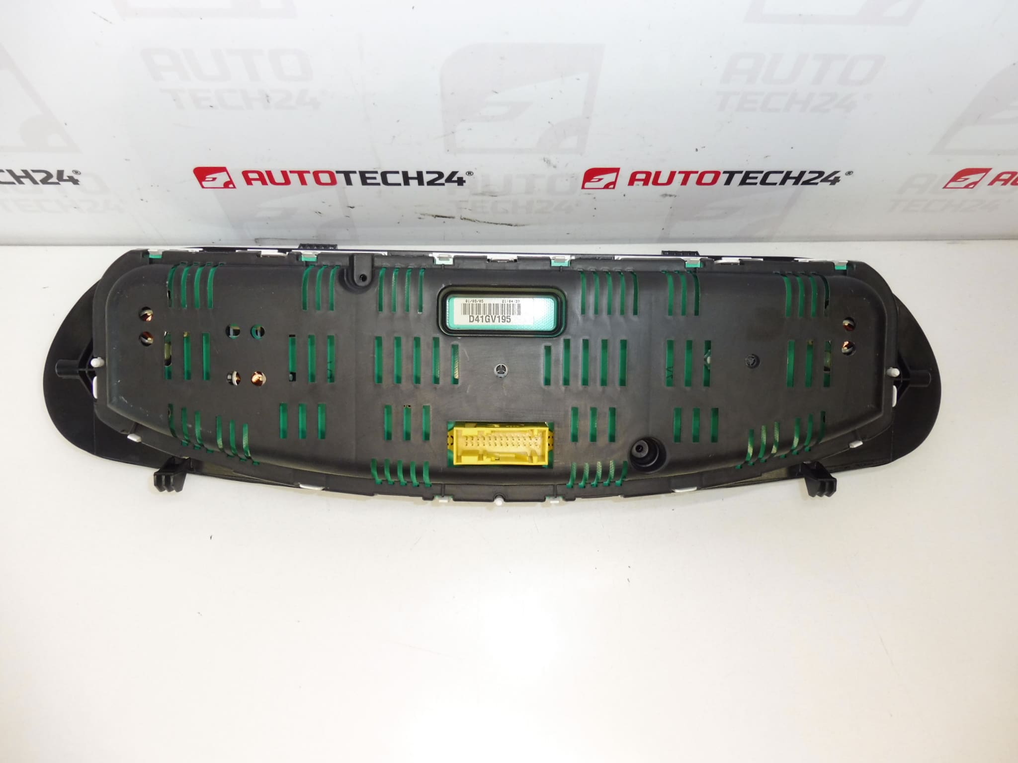 Tachometr Citroën C5 II automat 9655608980 610320 - Obrázek 2