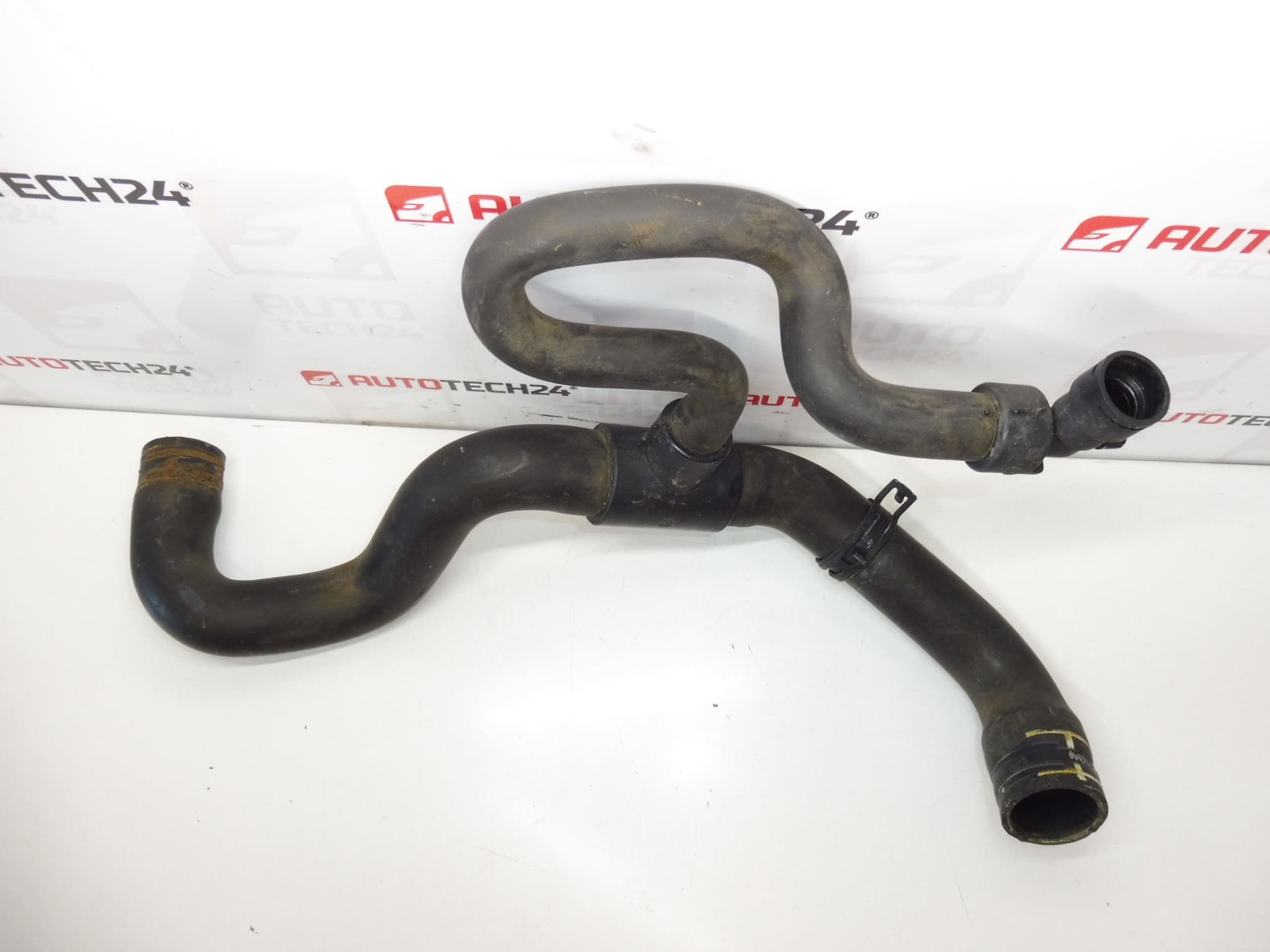 Vodní hadice Citroën Peugeot 2.0 HDI 1351HW - Obrázek 2