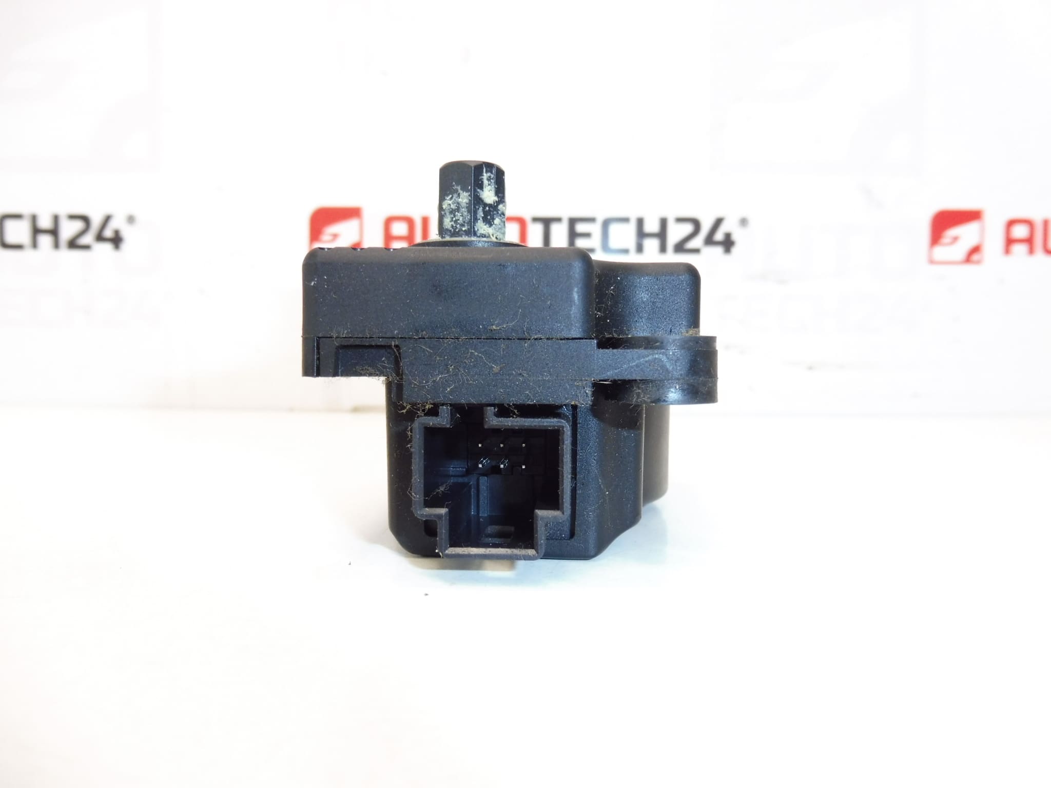 Servomotor topení BEHR EAD511 H1961 Ua2 – pro Citroën/Peugeot - Obrázek 2