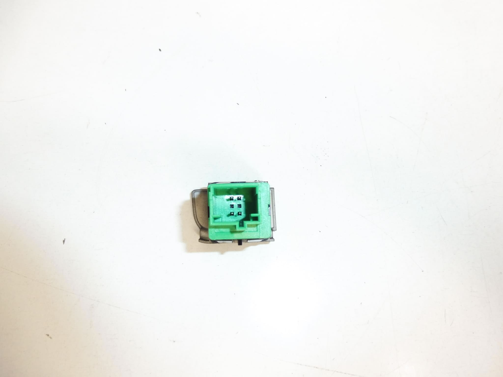 Spínač volání asistence Peugeot 96653731ZD 6574KX - Obrázek 2