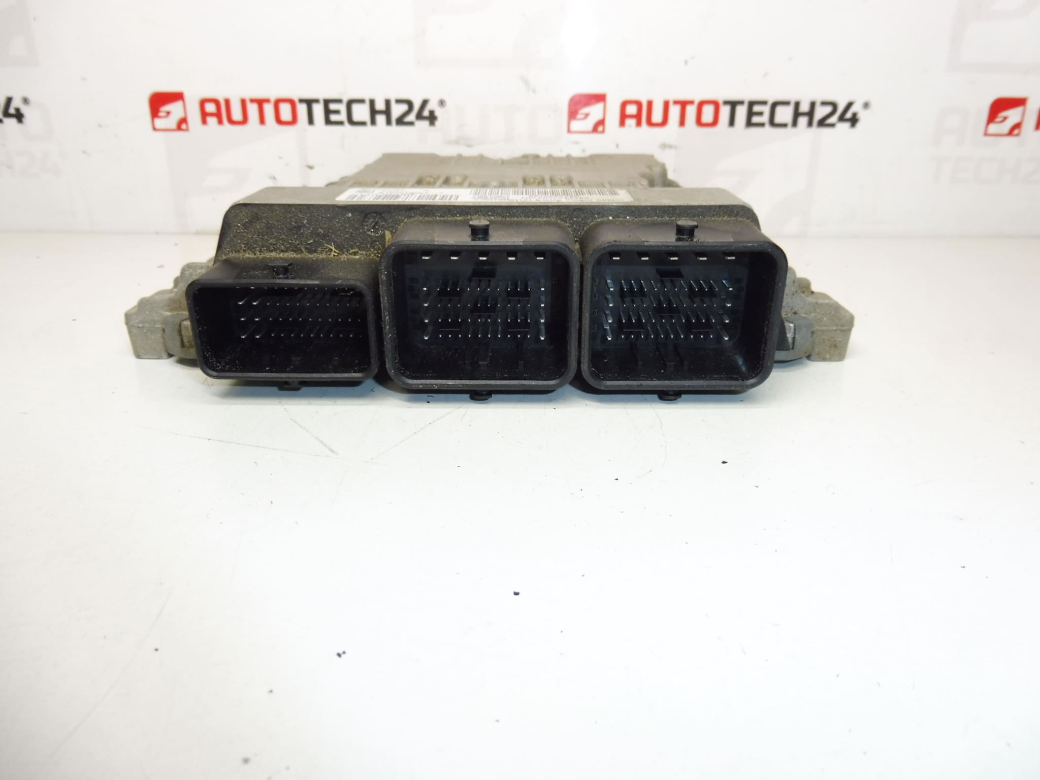 Řídící jednotka ECU Continental SID807 S180075002 9676587780 9666571380 - Obrázek 2