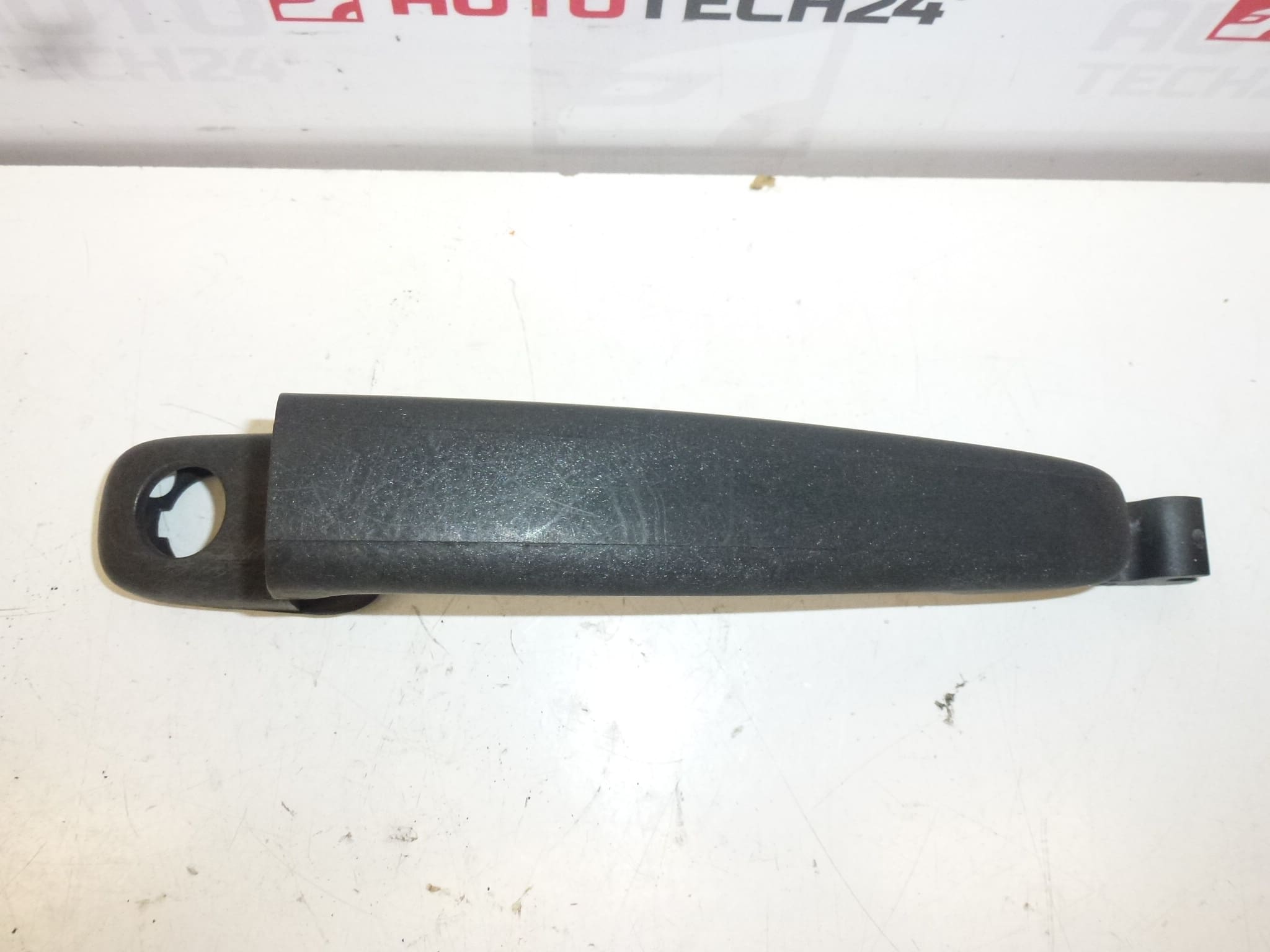 Klika dveří Citroën Peugeot černá 9101W3 - Obrázek 2