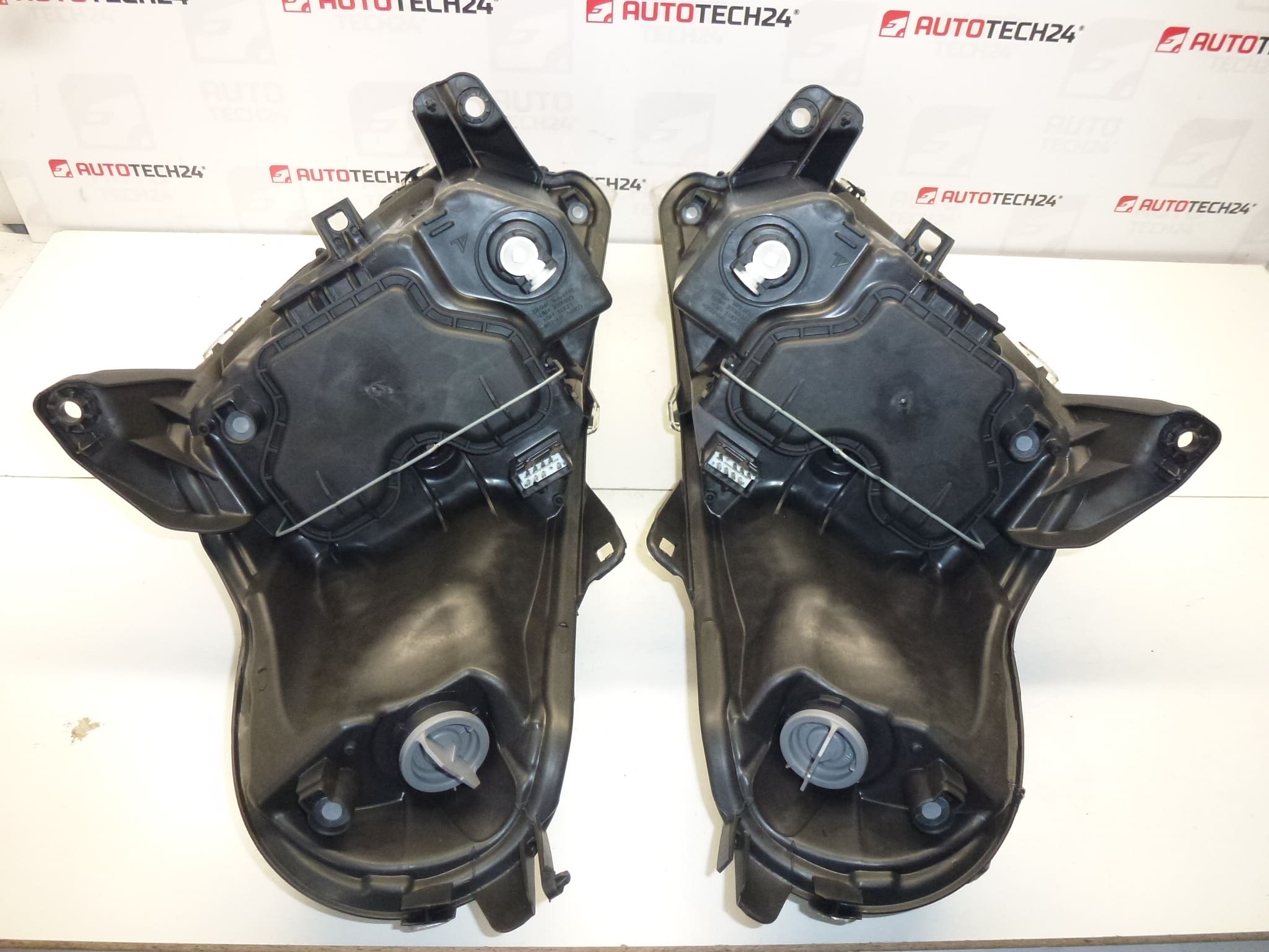 Zánovní přední světla - sada Citroën C3 Pluriel 6204ZL 6204ZN 6208K8 6206K8 - Obrázek 2