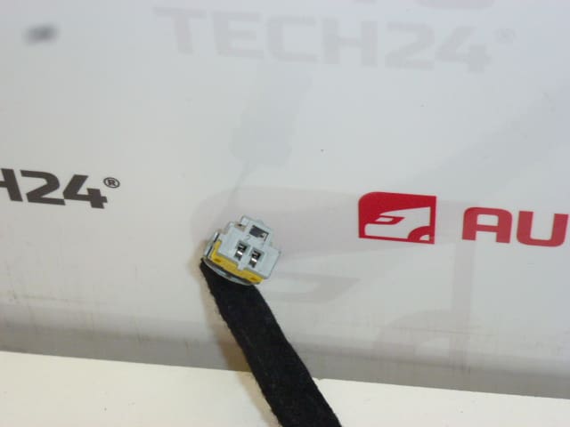 Levá sluneční clona Peugeot 307 CC 8143NC - Obrázek 2