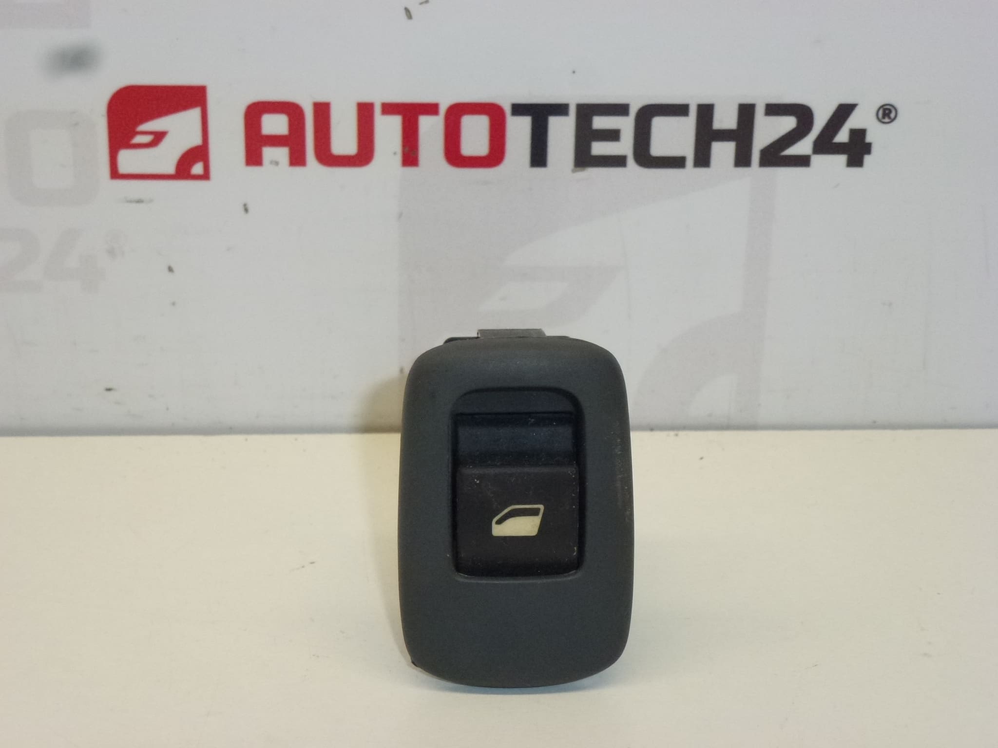 Ovladač oken Citroën C5 96515962ZF 6554HL