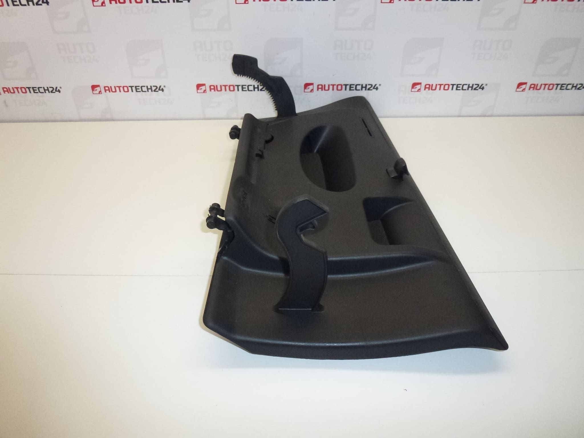 Odkládací schránka přihrádka Citroën C4 8218N1 - Obrázek 2