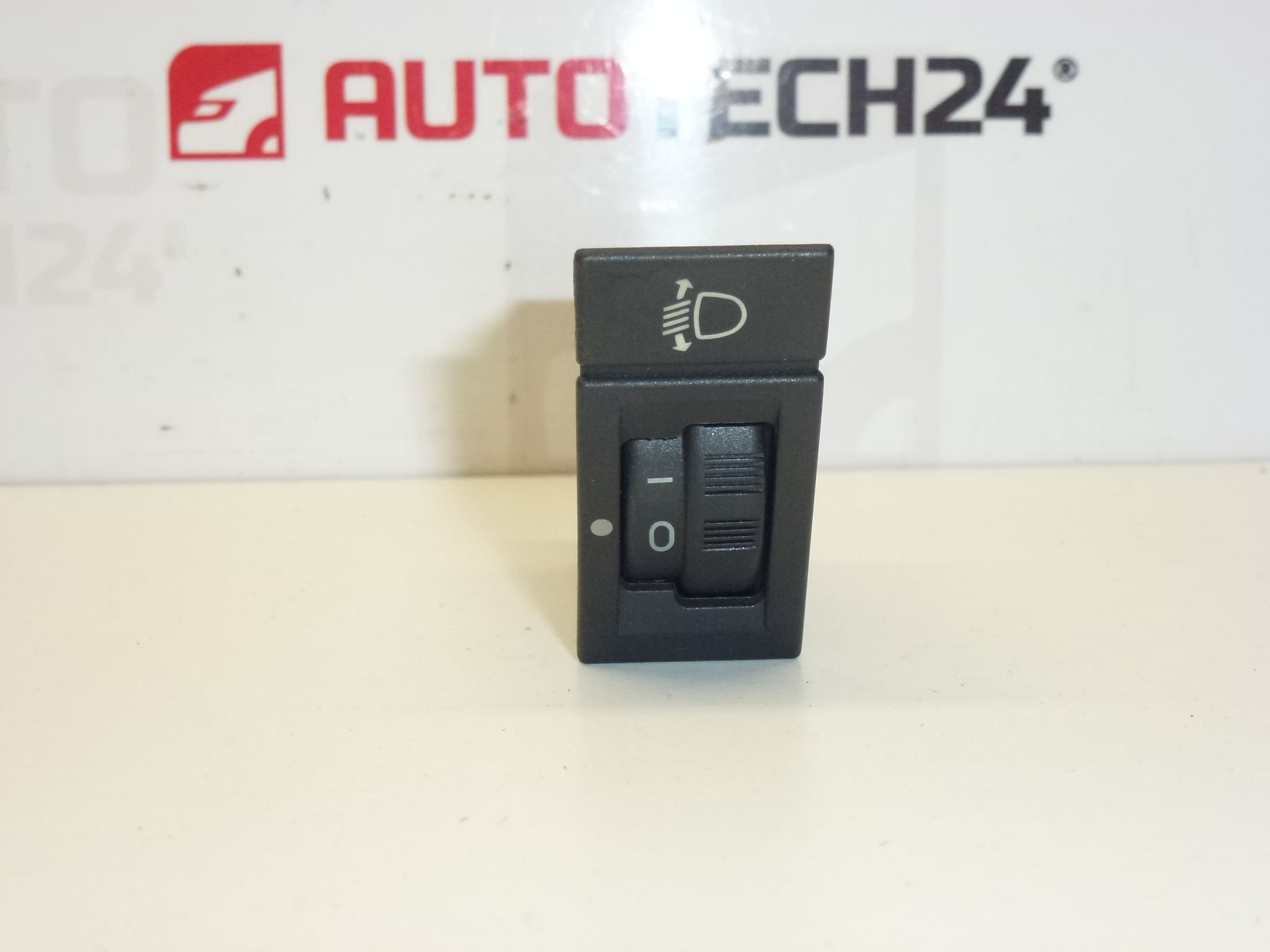 Ovladač korekce výšky světel Citroën Peugeot 6552YN