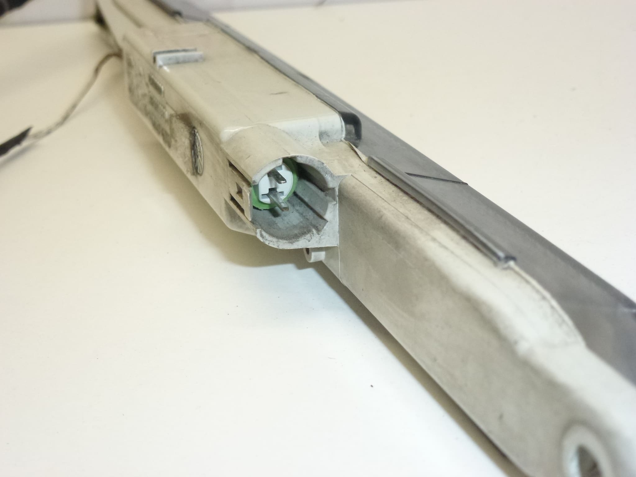 Třetí brzdové světlo PEUGEOT 406 Kombi 962300938 6350H4 - Obrázek 2