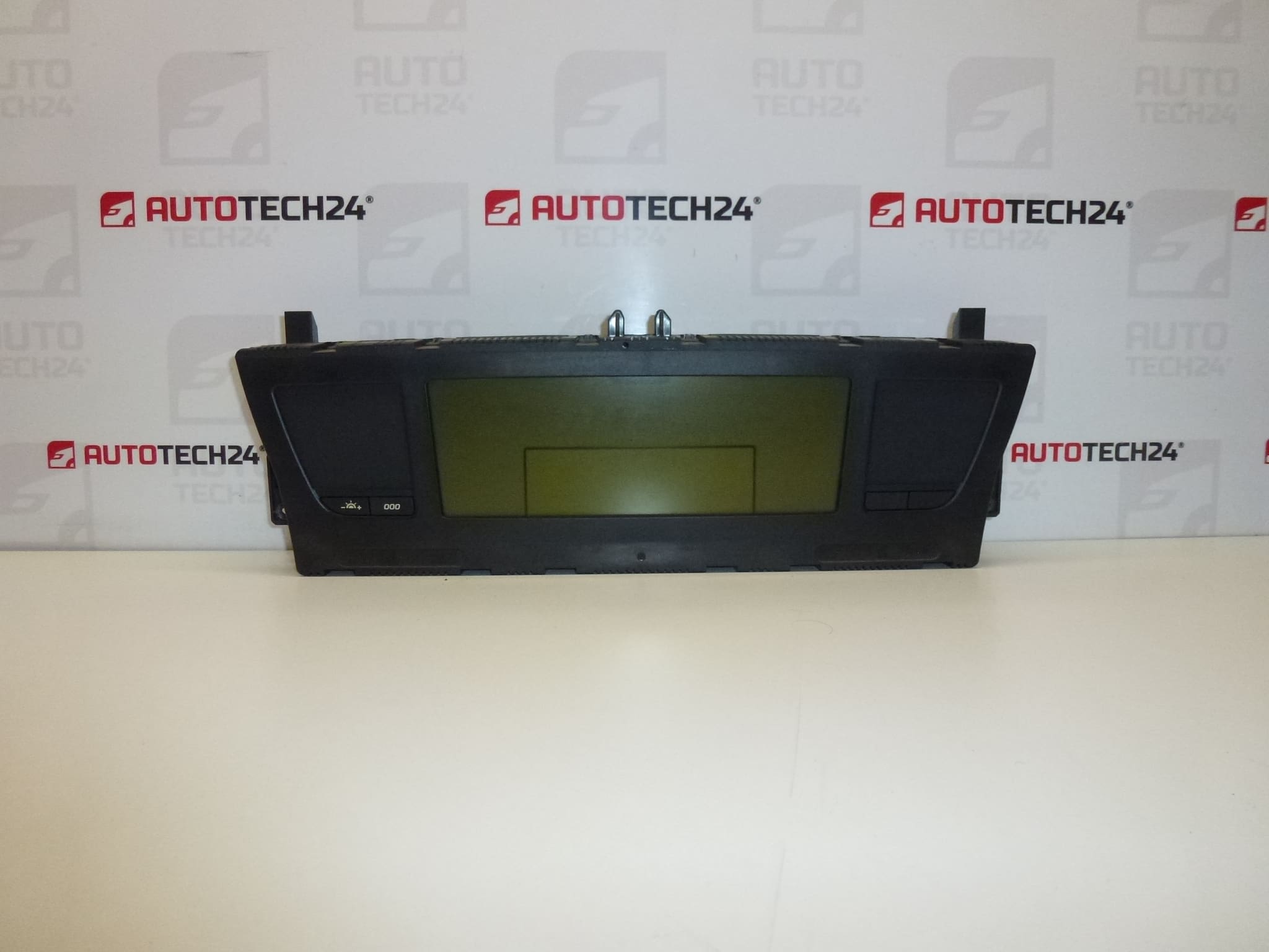 Tachometr Citroën C4 Picasso najeto 205 tisíc km 9666704380 -A-00 6103KV