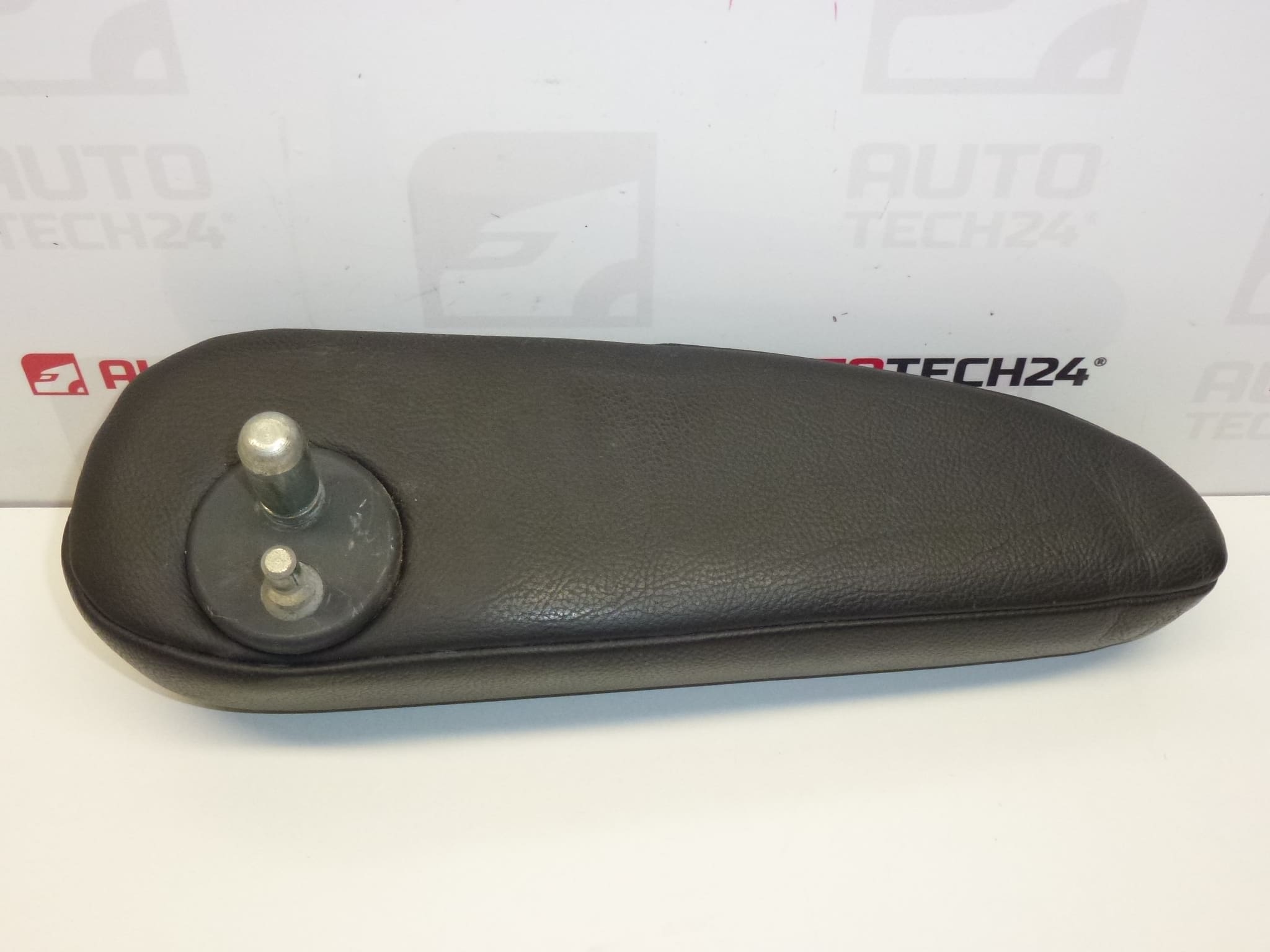 Levná loketní opěrka Citroën Peugeot 8830R7 - Obrázek 2