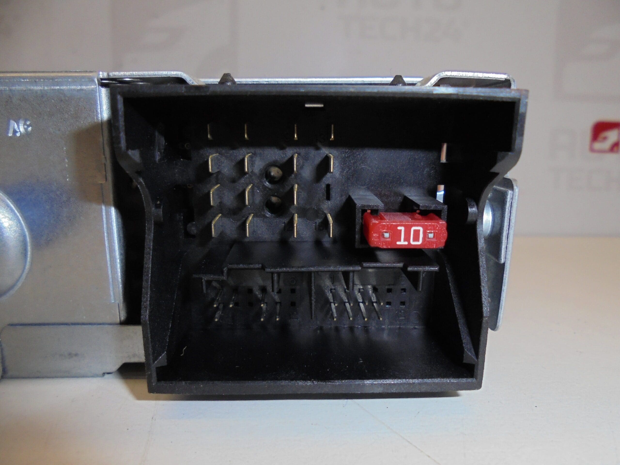 Autorádio CD Continental RD4N2M MP3 pro Peugeot 308 96660458XH 6574QT - Obrázek 2