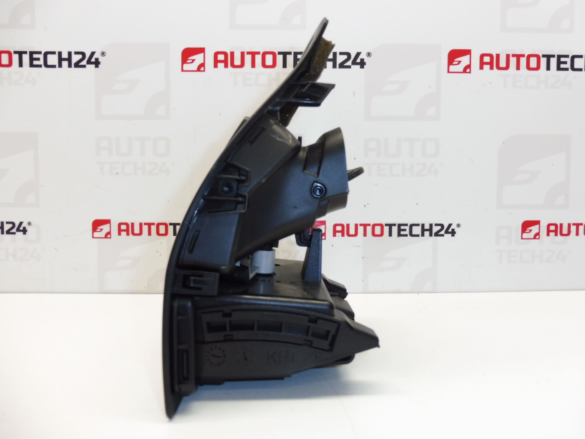 Větrací otvor s kastlíkem pravý Citroën C4 9646337977 8265P3 - Obrázek 2