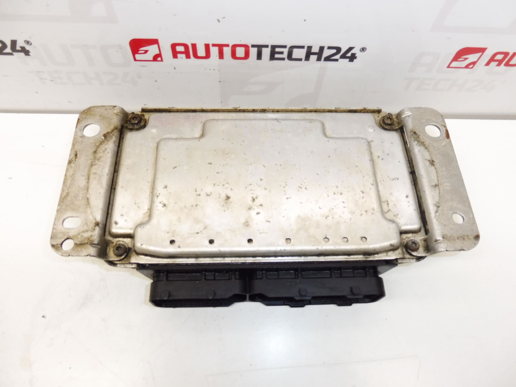 Řídicí jednotka motoru BOSCH pro Citroën C1 a Peugeot 107 ECU 1.0i 1KR 0261208702 89661-0H023 - Obrázek 2