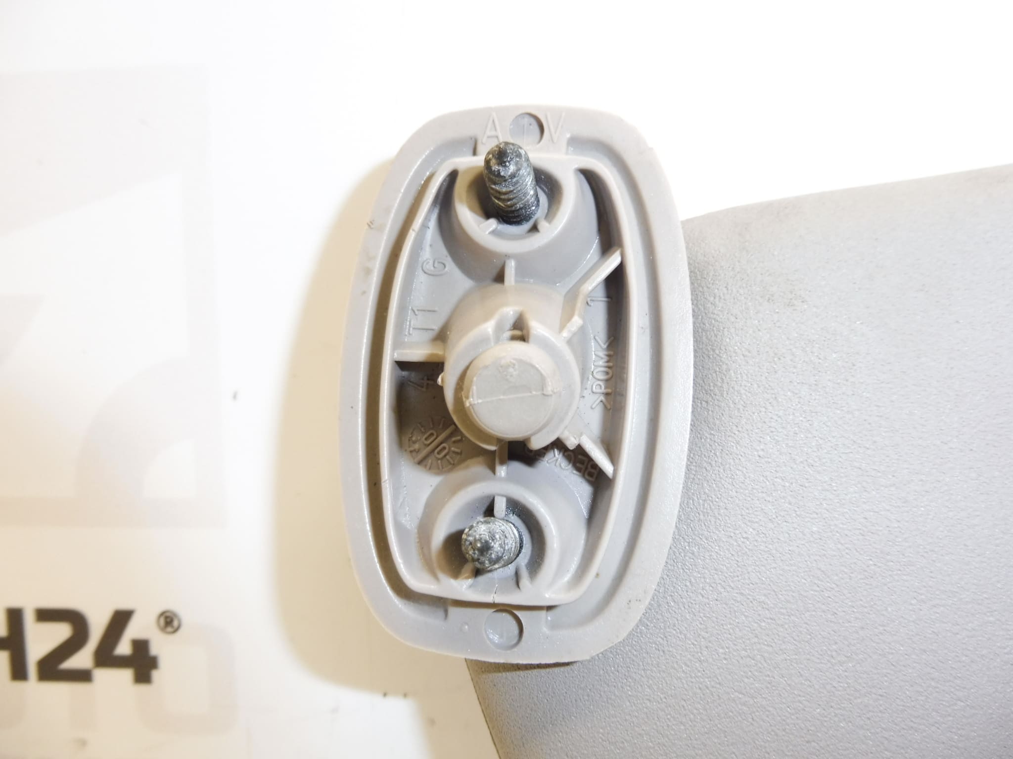 Sluneční clona levá Citroën Peugeot 8143EP - Obrázek 2