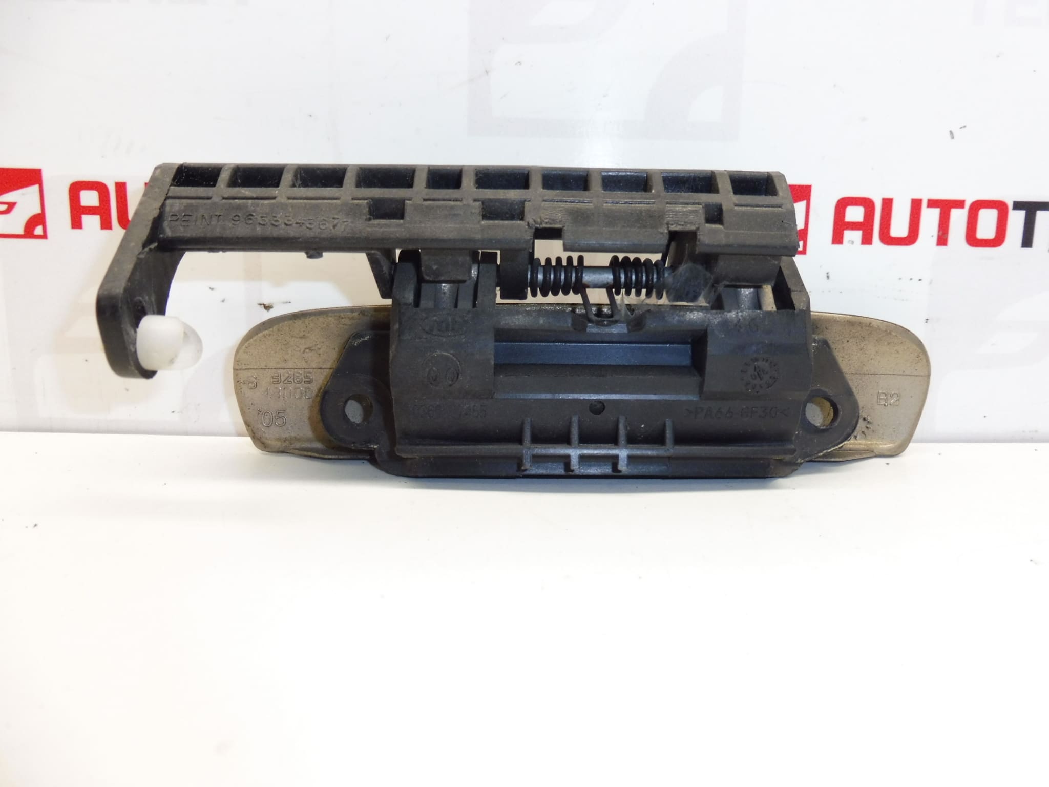 Klika levých dveří Citroën Xsara Picasso KDDC 9101R8 - Obrázek 2