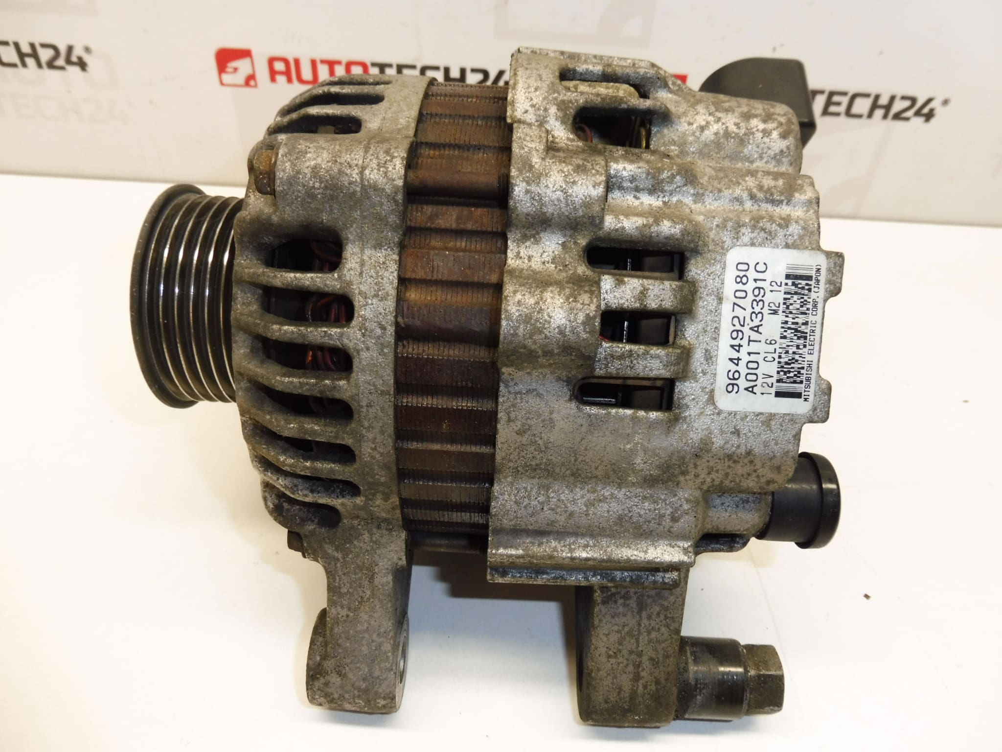Alternátor Mitsubishi CL6 Citroën Peugeot 9644927080 A001TA3391C 57055T - Obrázek 2