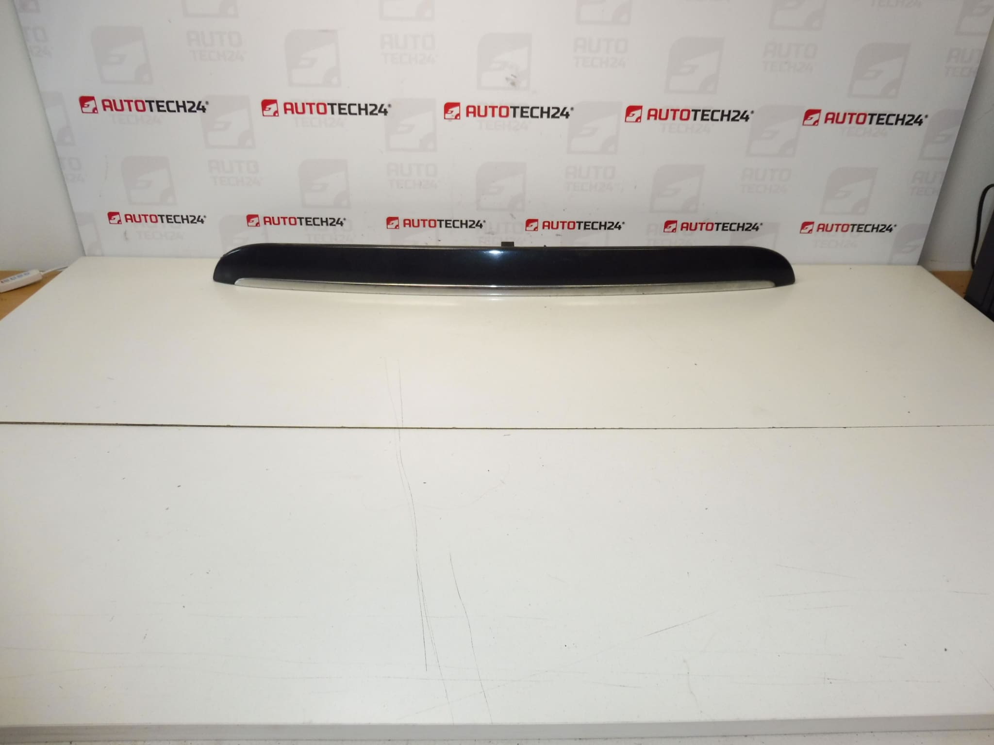 Madlo Citroën Xsara Picasso EYPC 9657477777 8742K8