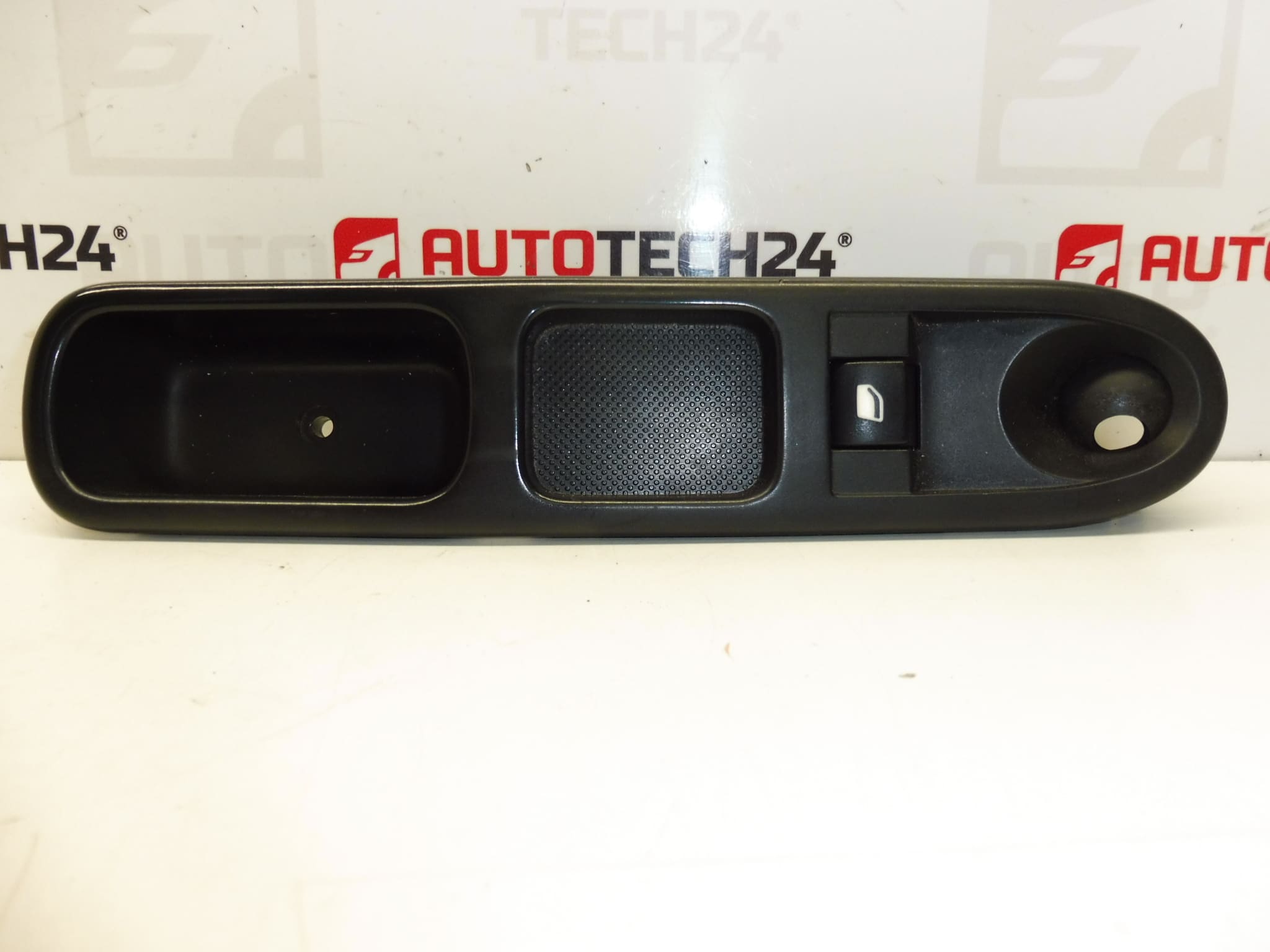 Ovladač oken Citroën Peugeot 96548608 6554QP - Obrázek 2