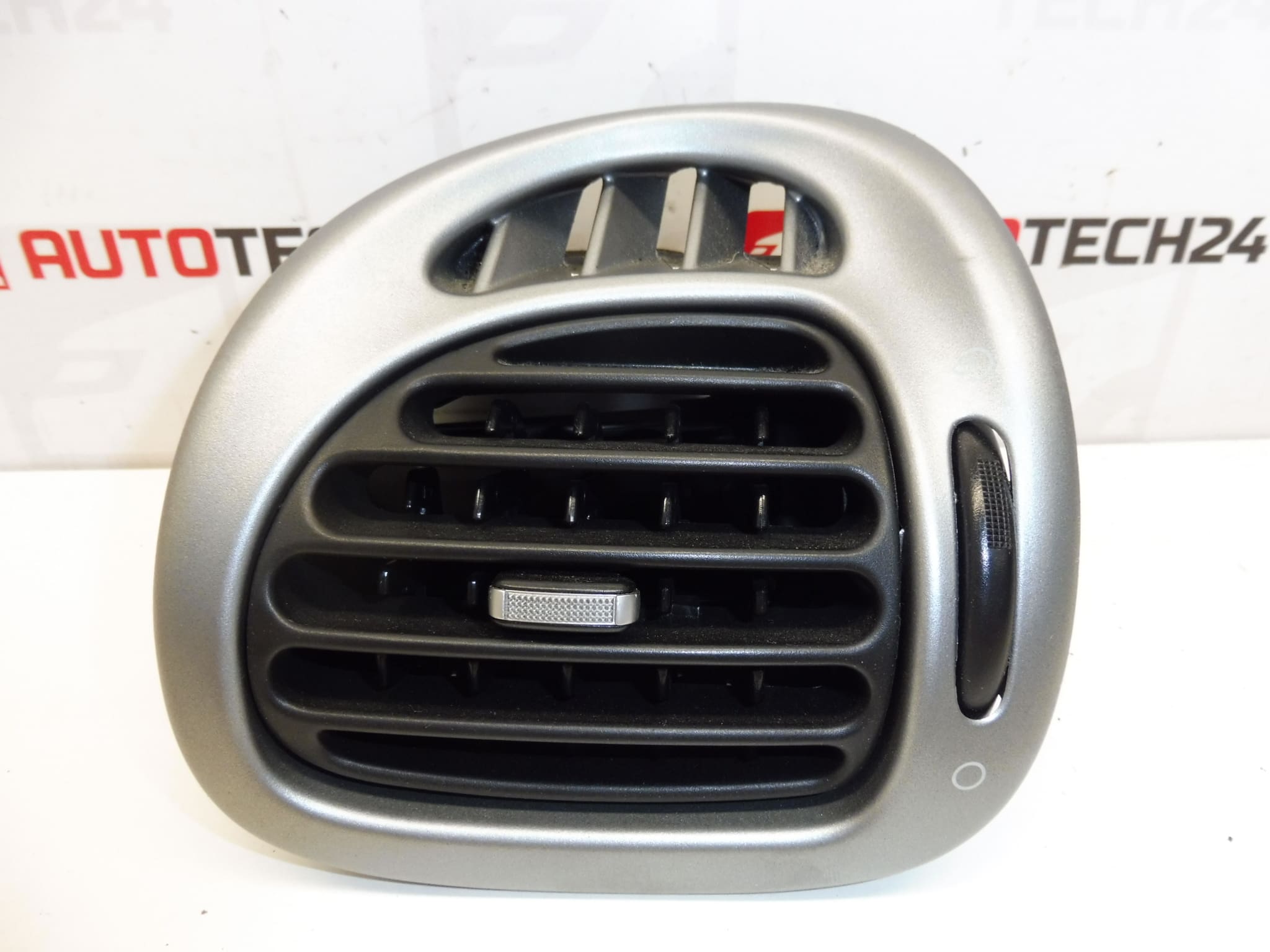 Větrací výstup HTG Citroën Xsara Picasso 9631280177 8264AT - Obrázek 2