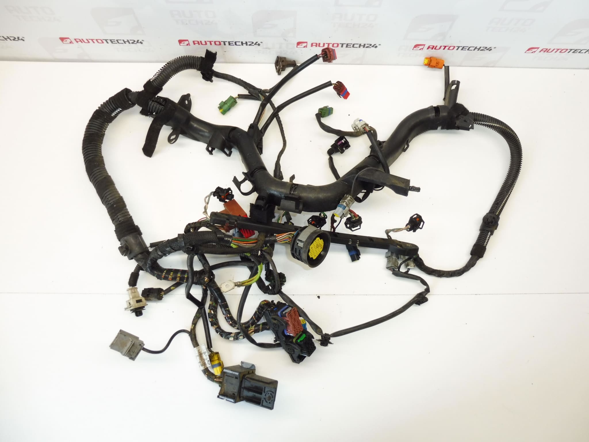 Svazek motoru Citroën Peugeot 2.2 HDI 9648542580 6558PA - Obrázek 2