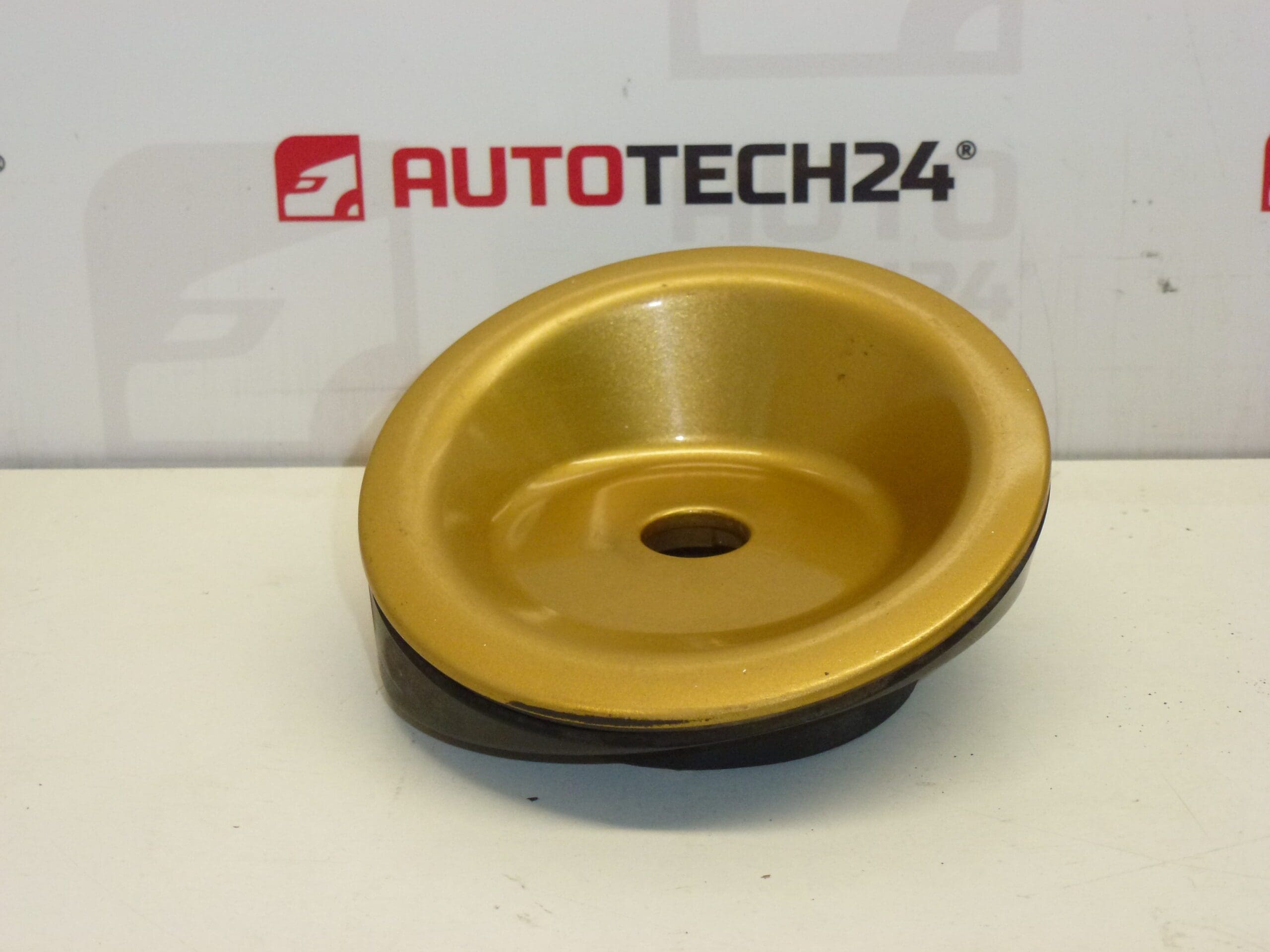 Víčko nádrže Citroën Berlingo Peugeot Partner 9636357777 oranžové - Obrázek 2