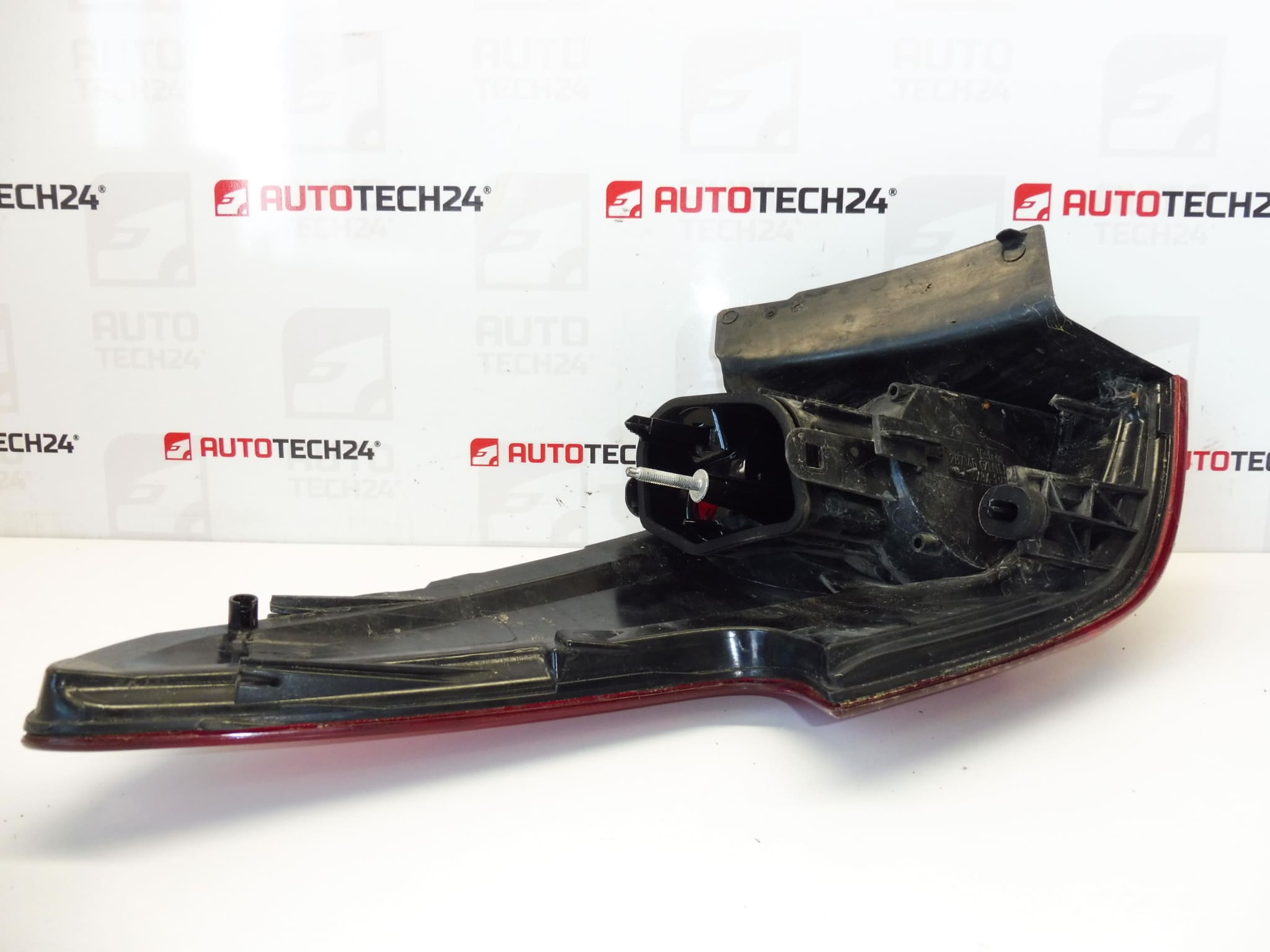 Zadní pravé světlo do blatníku Citroën C5 X7 9675065680 6351LV - Obrázek 2