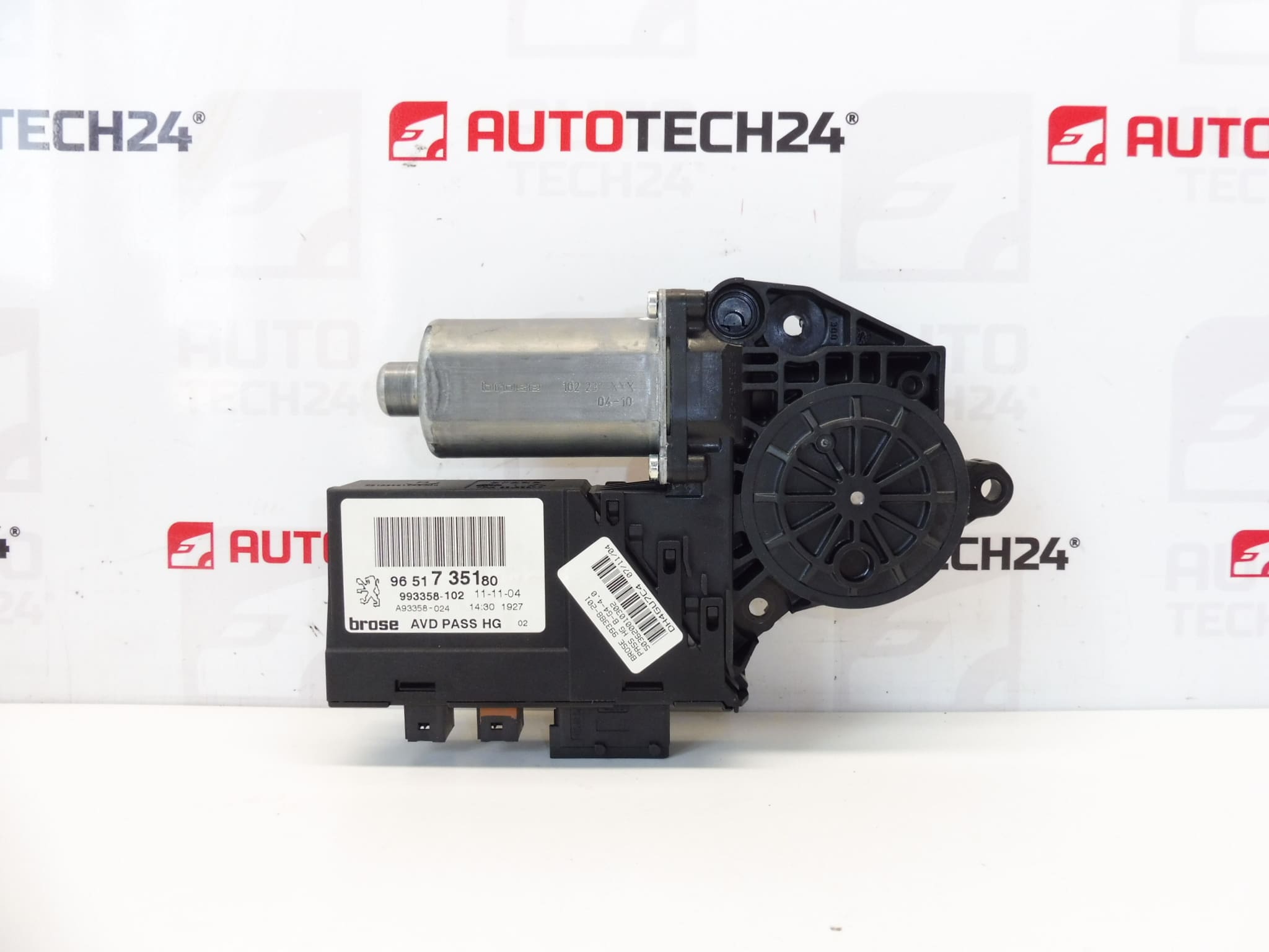 Motor pravého předního stahování okna Peugeot 307 CC 9651735180 9222P6