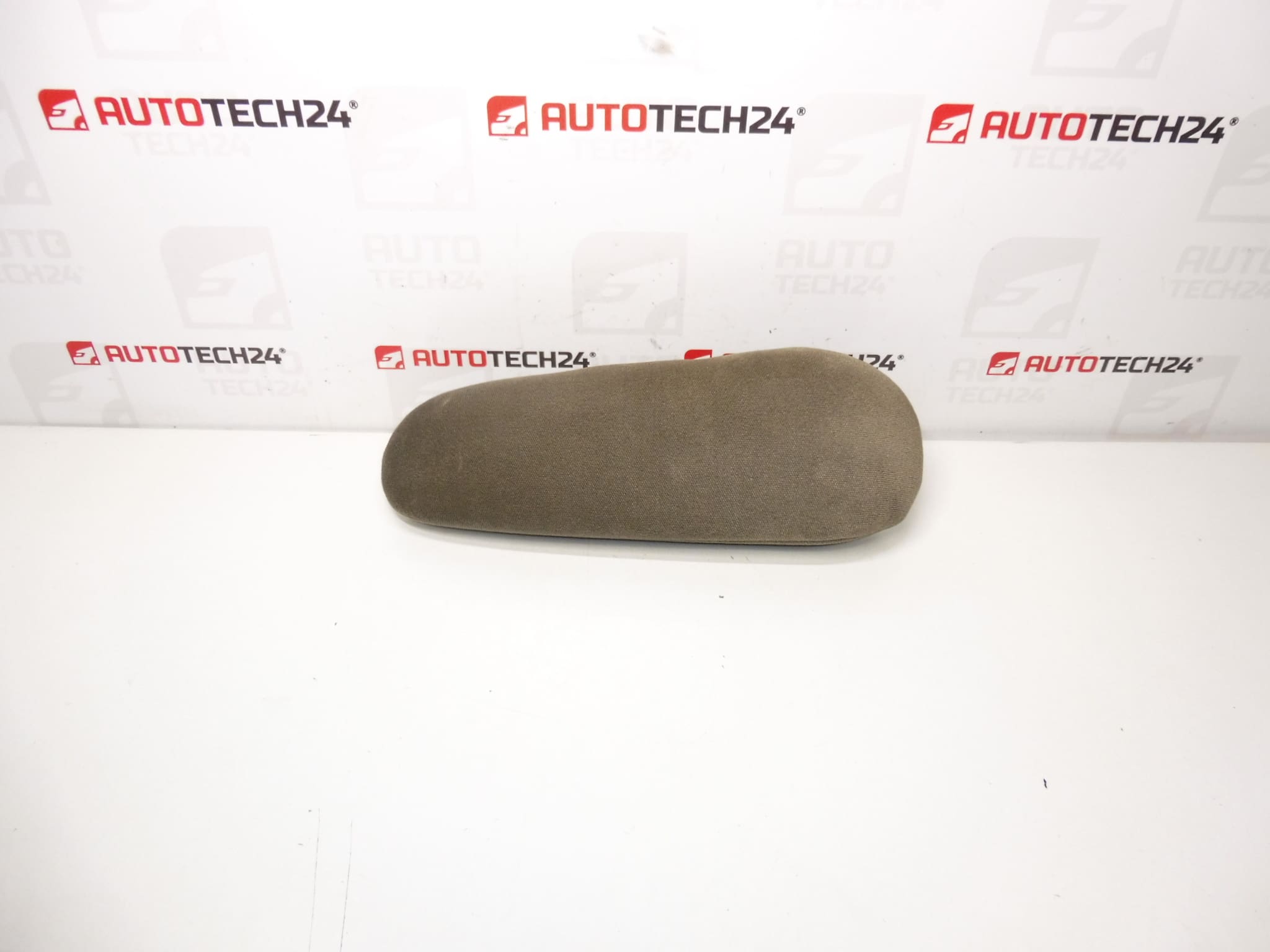 Levá loketní opěrka Citroën Peugeot 8830P8