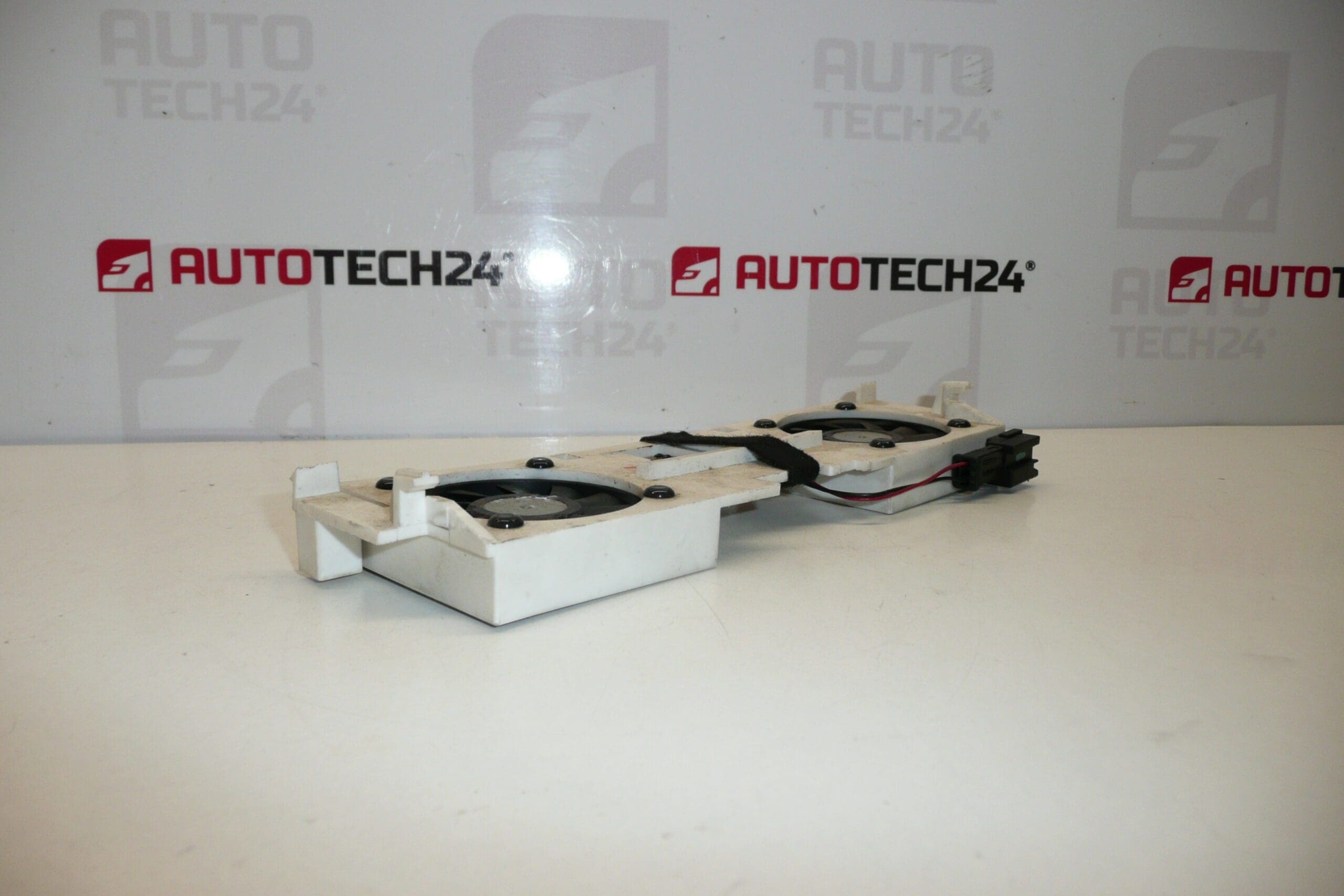 Chladicí modul autorádia Citroën Peugeot 9654090280 9641259880 6560JN - Obrázek 2