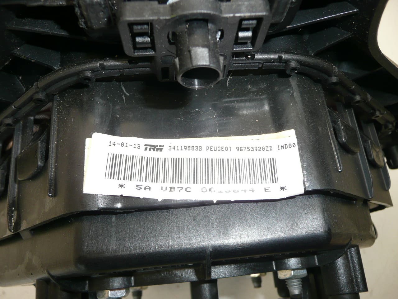 Airbag volant Peugeot 301 96753920ZD - Obrázek 2