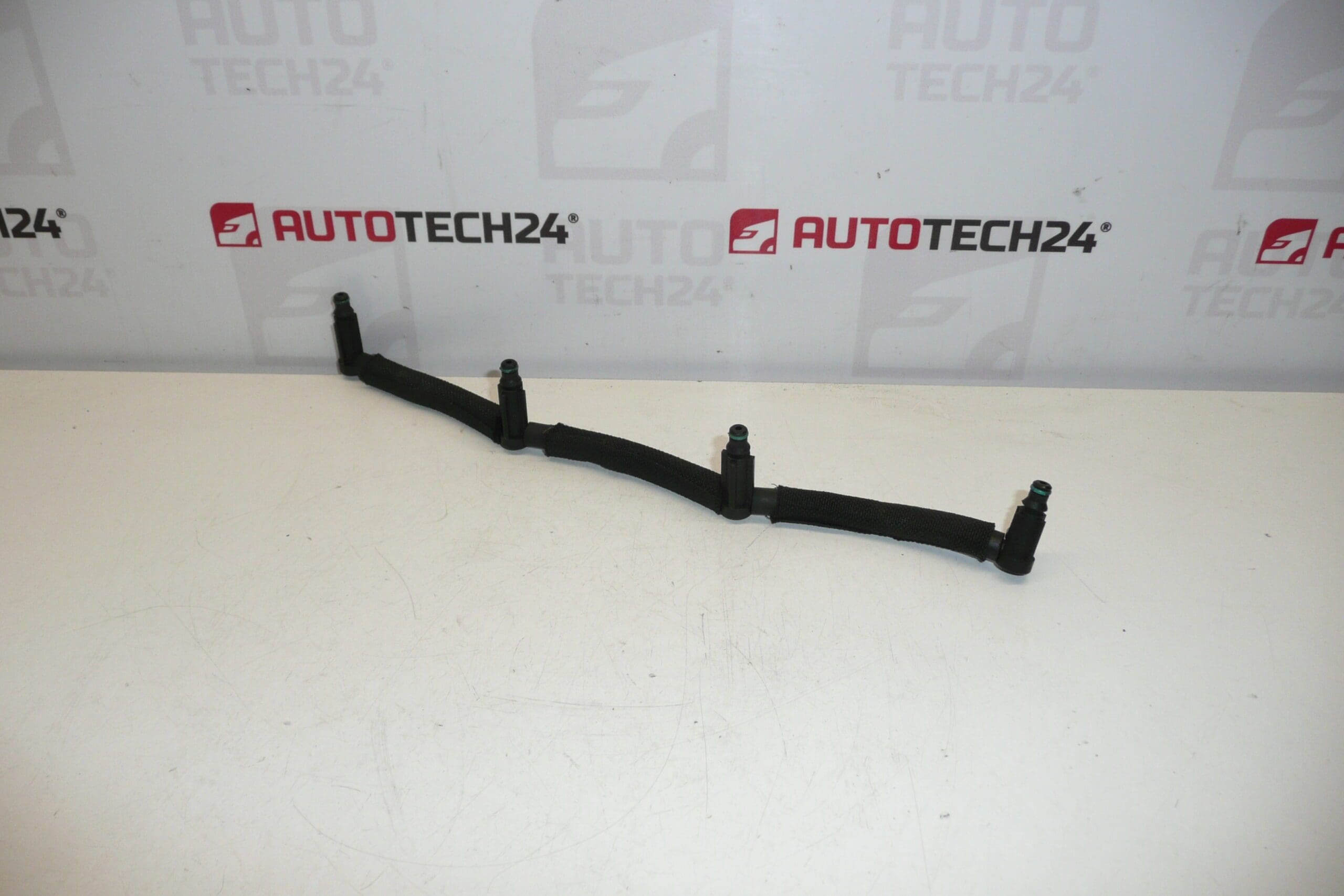 Přepadové hadice Citroën Peugeot 1574Q5