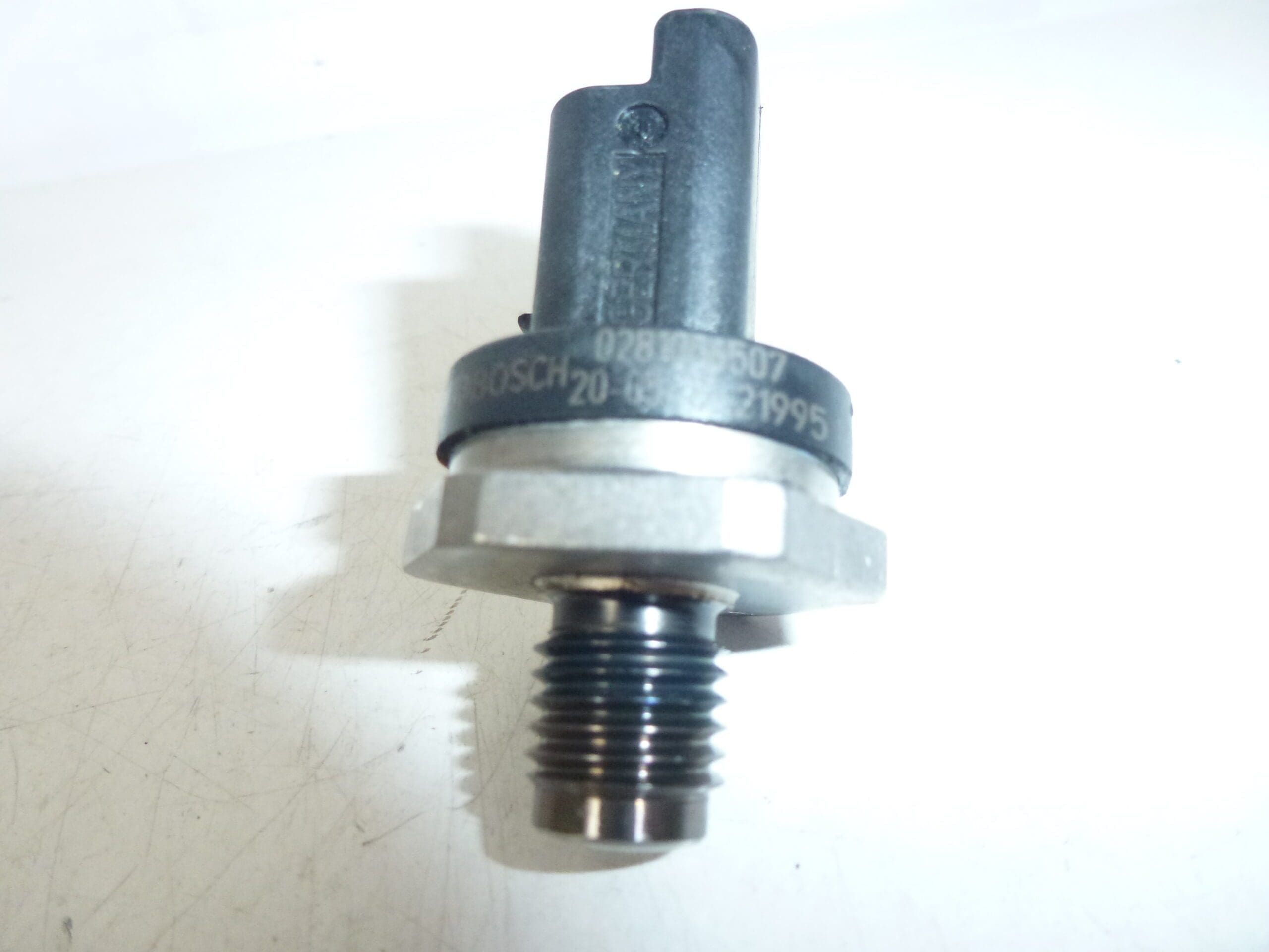 Snímač tlaku paliva Bosch 0281006507 0281002797 - Obrázek 2