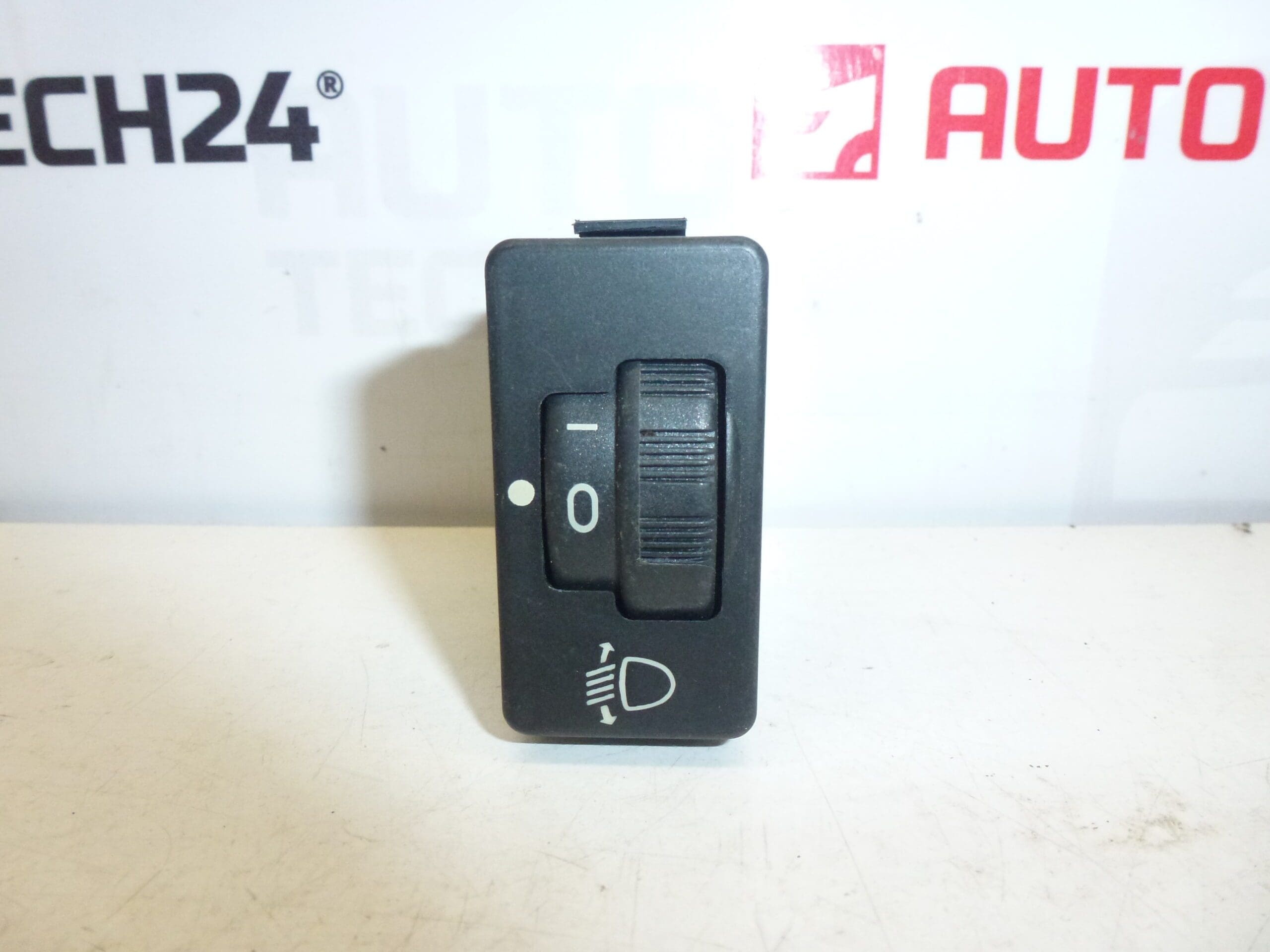 Ovladač korekce výšky světel Citroën Peugeot 6552ZP