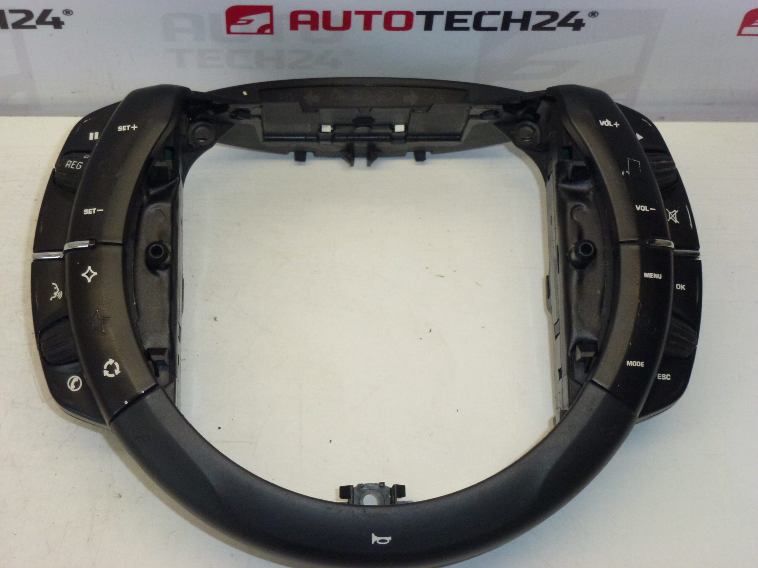 Ovladače na volantu Citroën C4 96624939XT 6242N5 - Obrázek 2