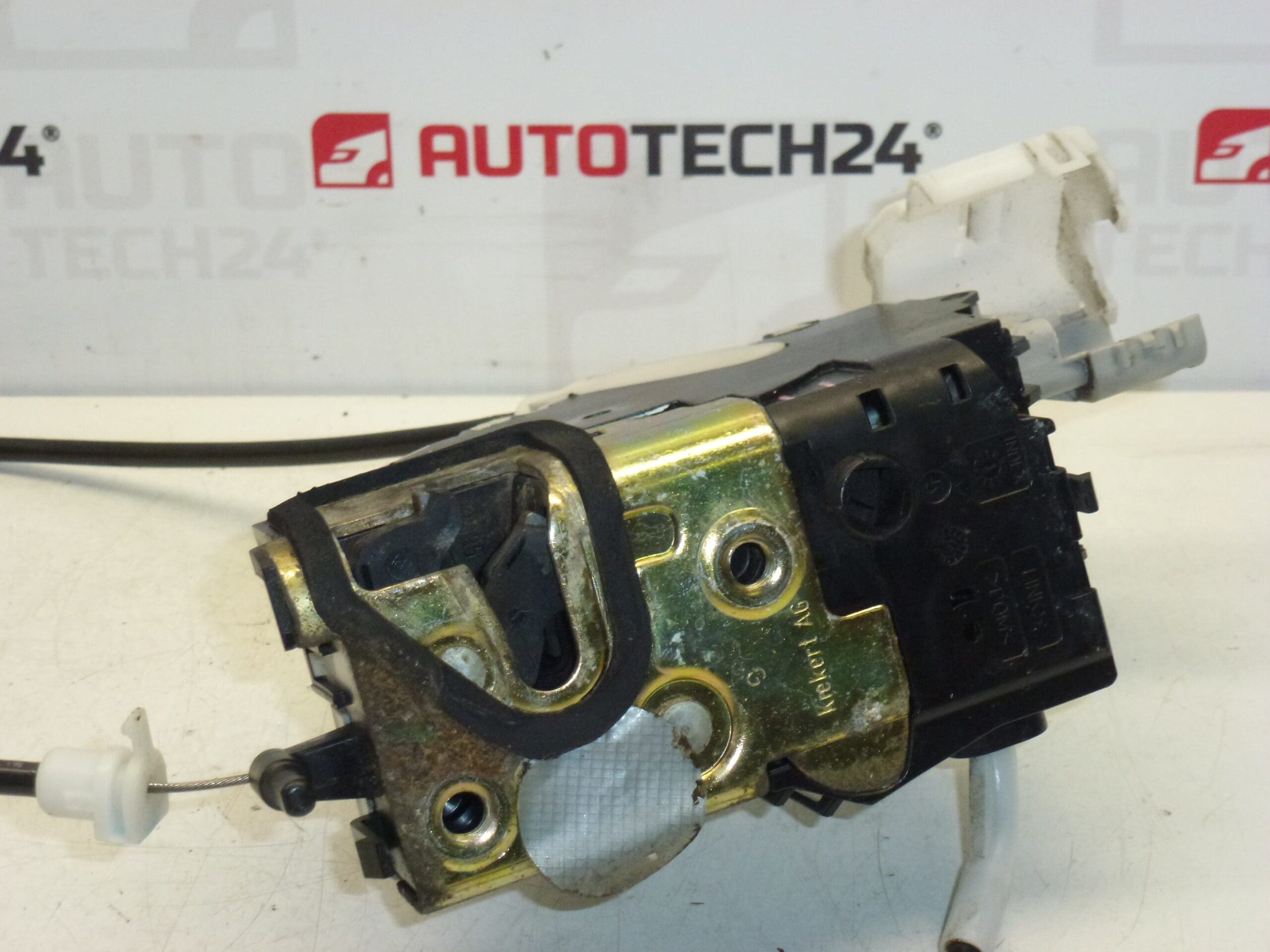 Zámek levých zadních dveří Peugeot 407 9659854380 9137K9 - Obrázek 2