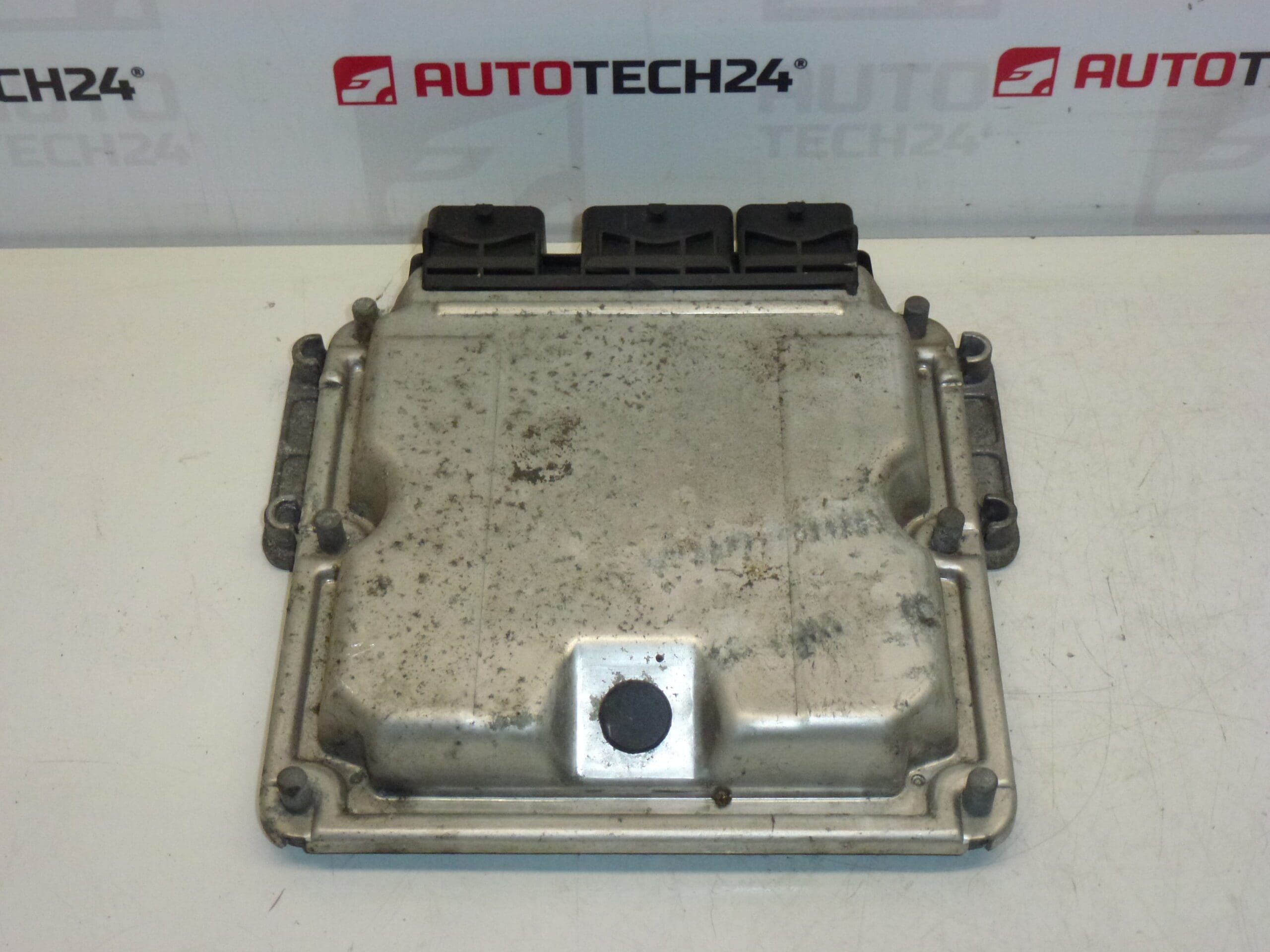 Řídicí jednotka Bosch EDC15C2 0281011518 9658373180 - Obrázek 2