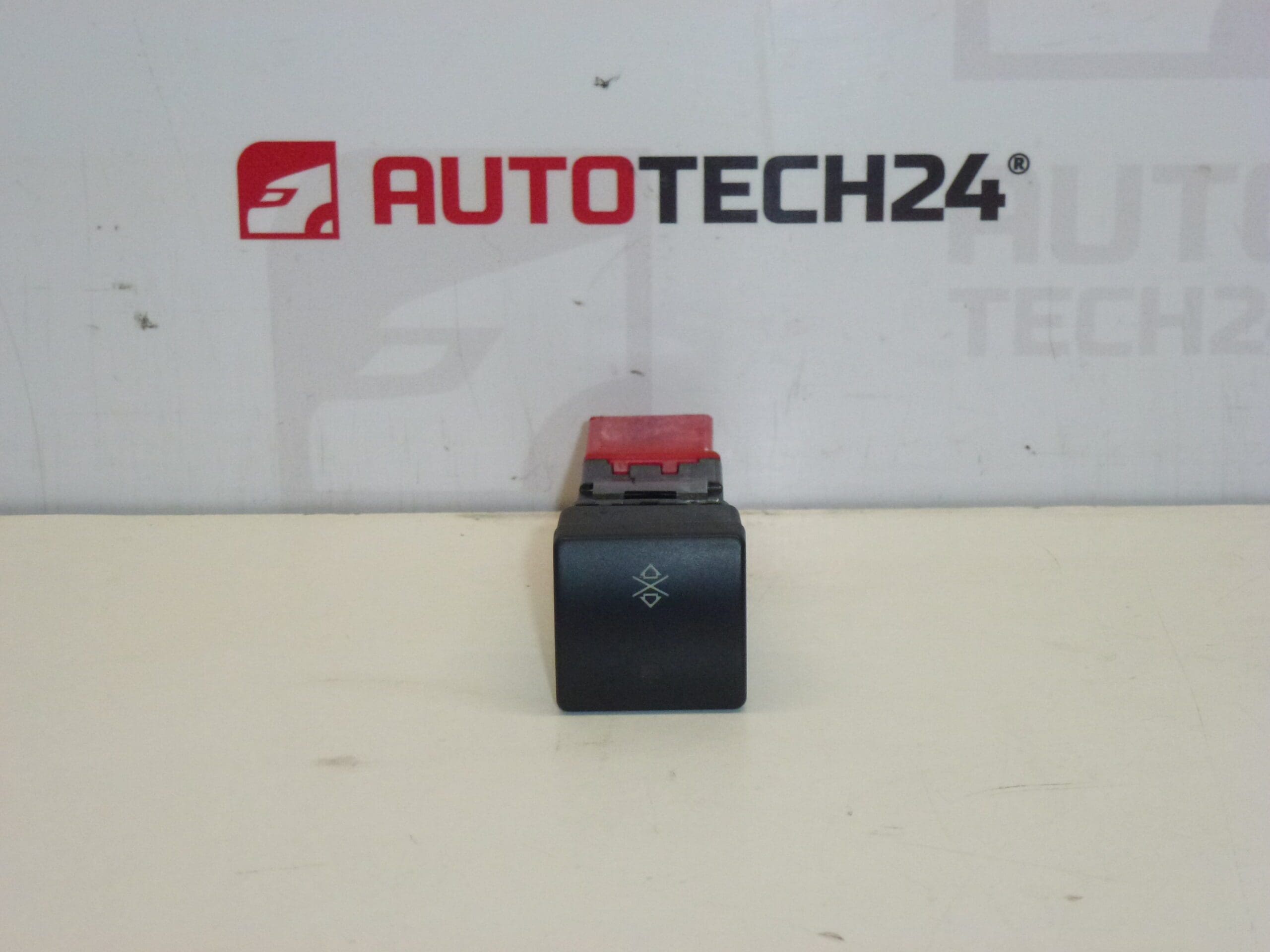 Ovladač oken Citroën Xantia 6552TT