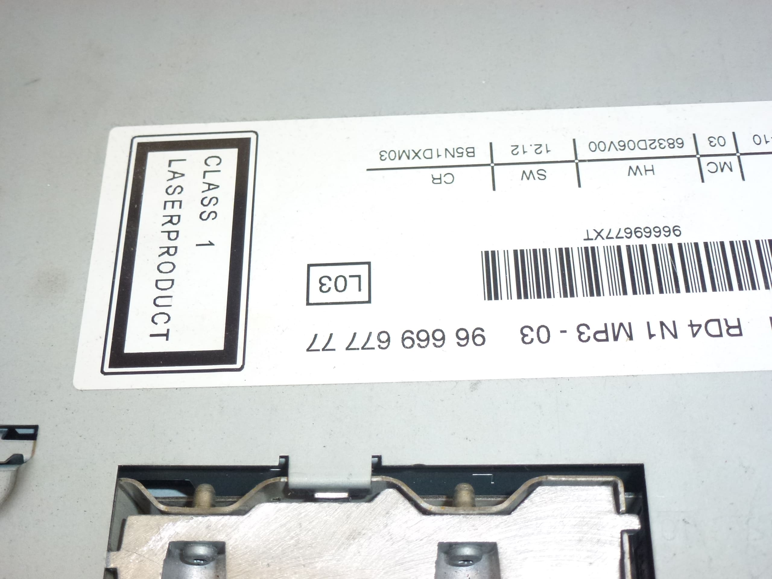 Autorádio s CD MP3 Citroën Peugeot 9666967777 6579FG - Obrázek 2