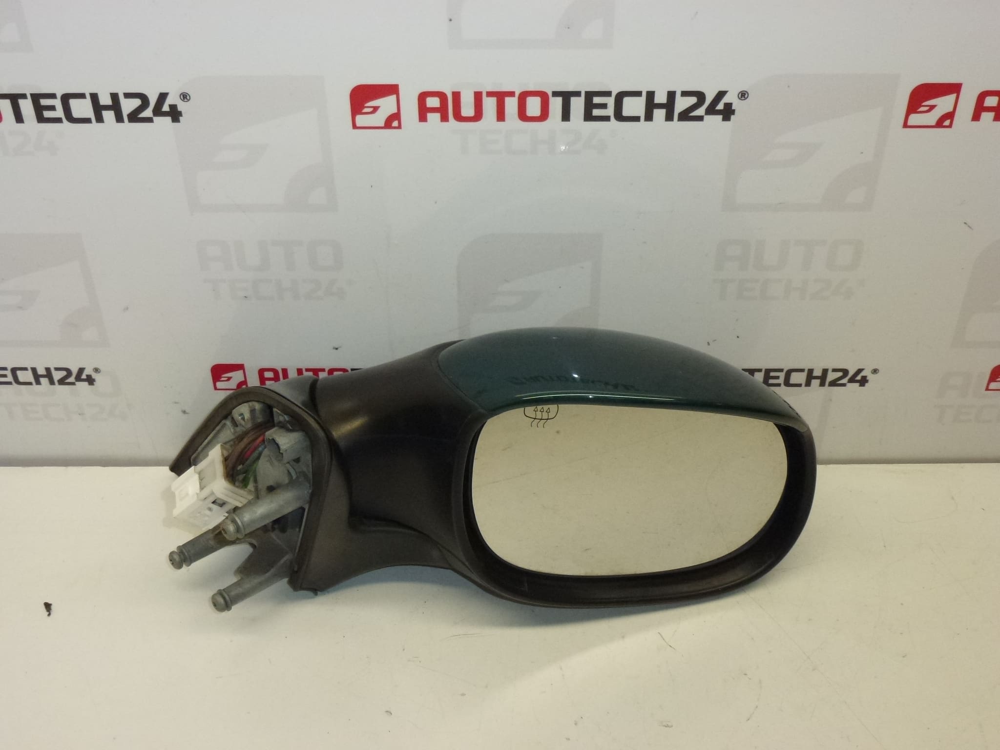 Pravé zrcátko Citroën Xsara Picasso elektricky sklopné 96461533XT 8149NP