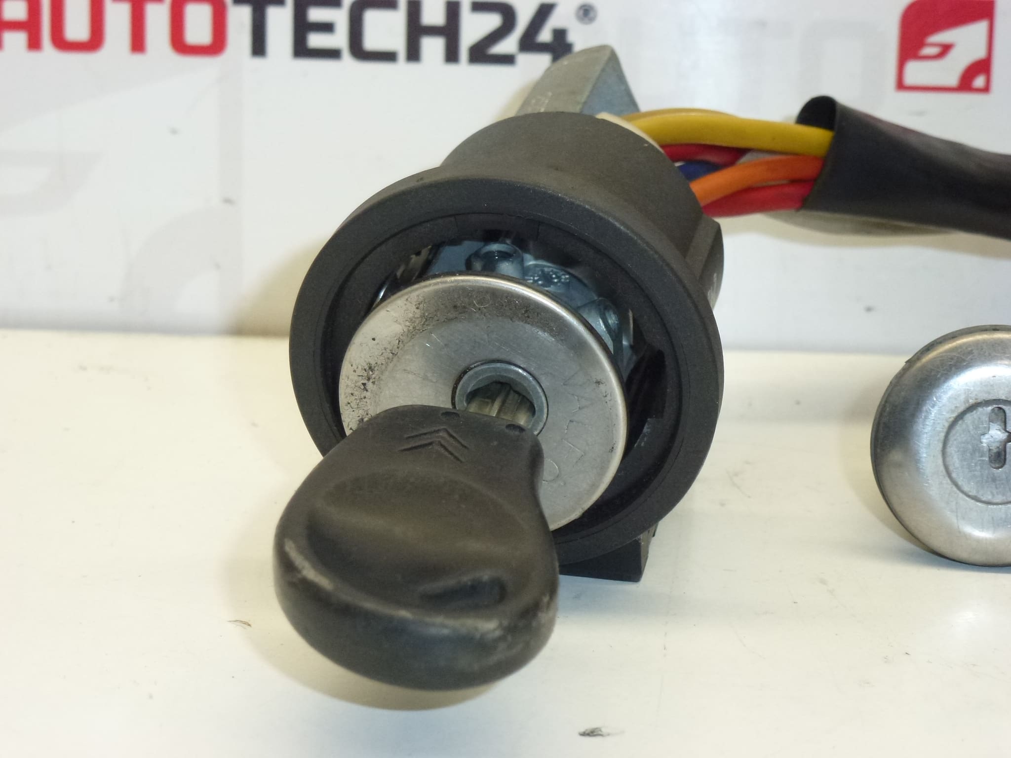 Sada zámků na jeden klíč Citroën Xsara Picasso 4162W5 4162S0 - Obrázek 2