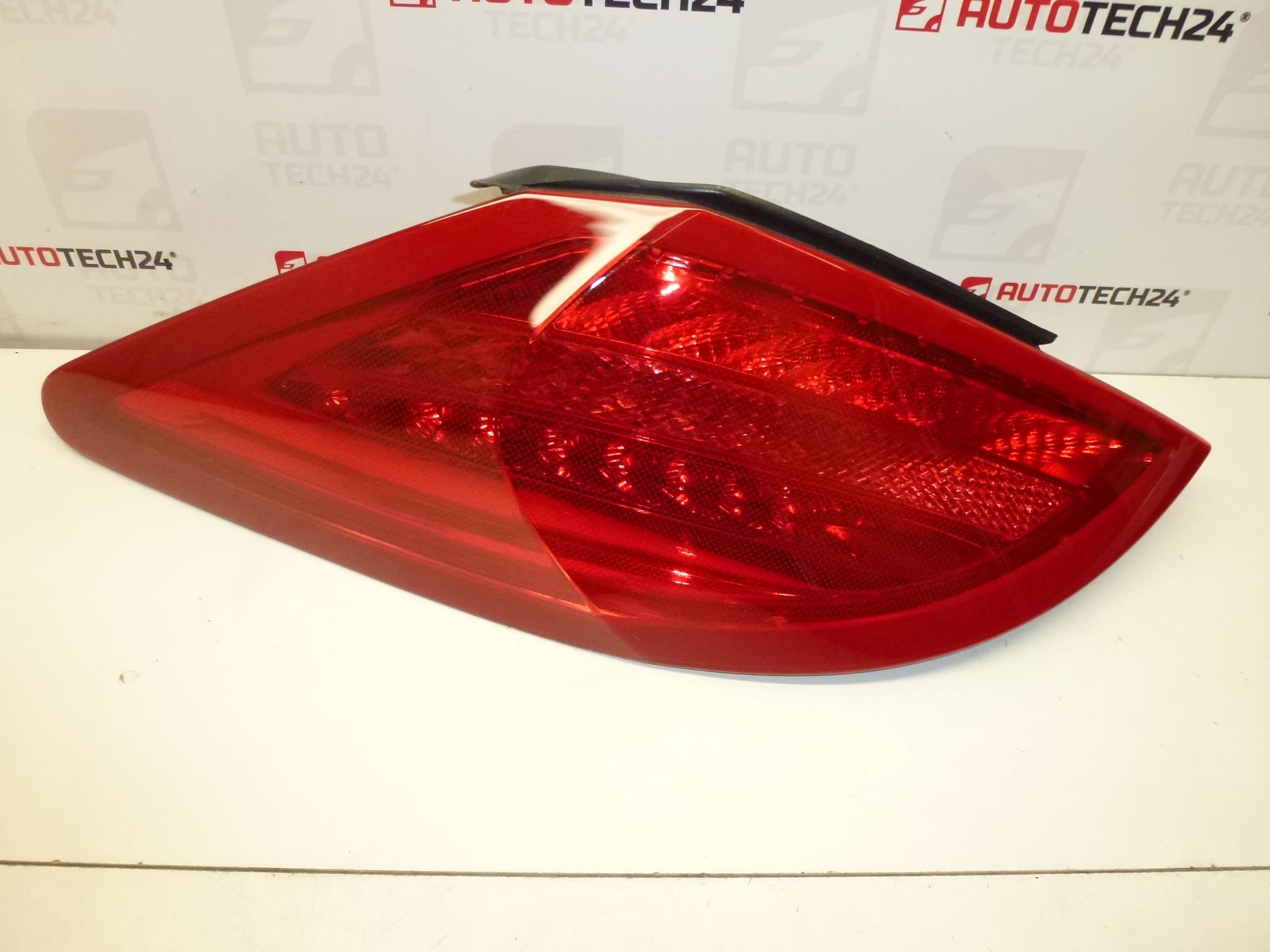 Zadní levá lampa Peugeot 308 CC 6350GG - Obrázek 2