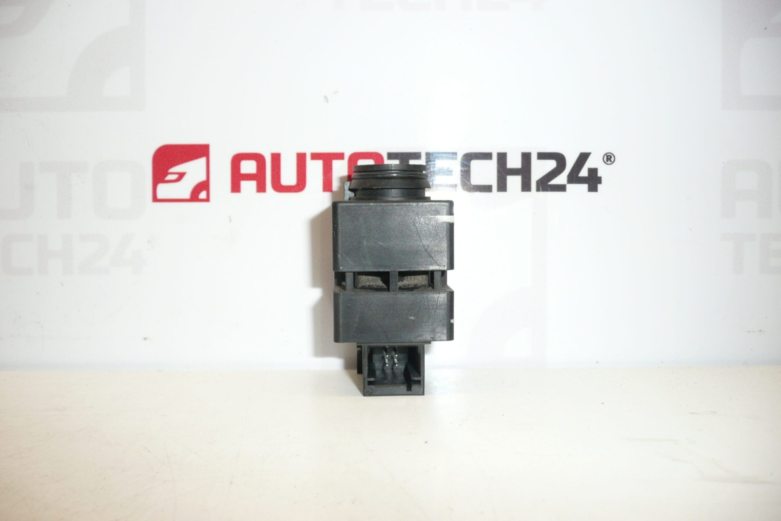 Sensor teploty a vlhkosti Citroën Peugeot 9647527180 6445VC