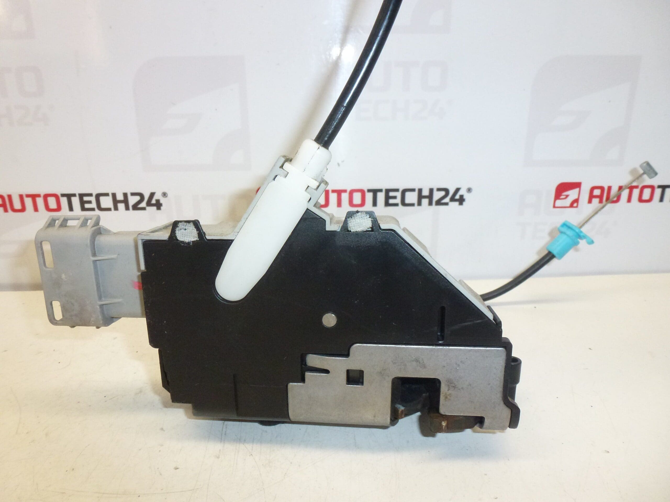 Zámek pravých zadních dveří Citroën C4 5dveřový 9681337080 9138N5 - Obrázek 2