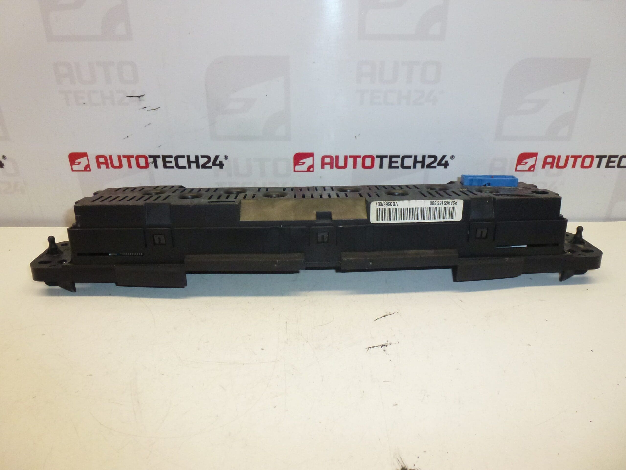 Tachometr Citroën Xsara Picasso 965166380 9651667380 - Obrázek 2