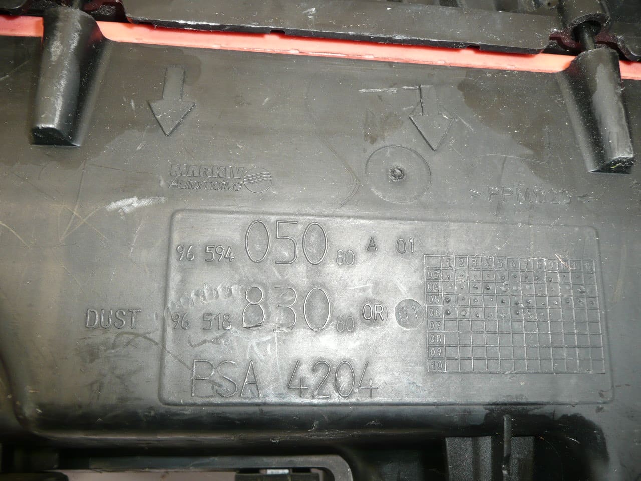 Filtrbox Citroën Peugeot 1.6 HDI 9685205580 9651883080 1420N9 - Obrázek 2