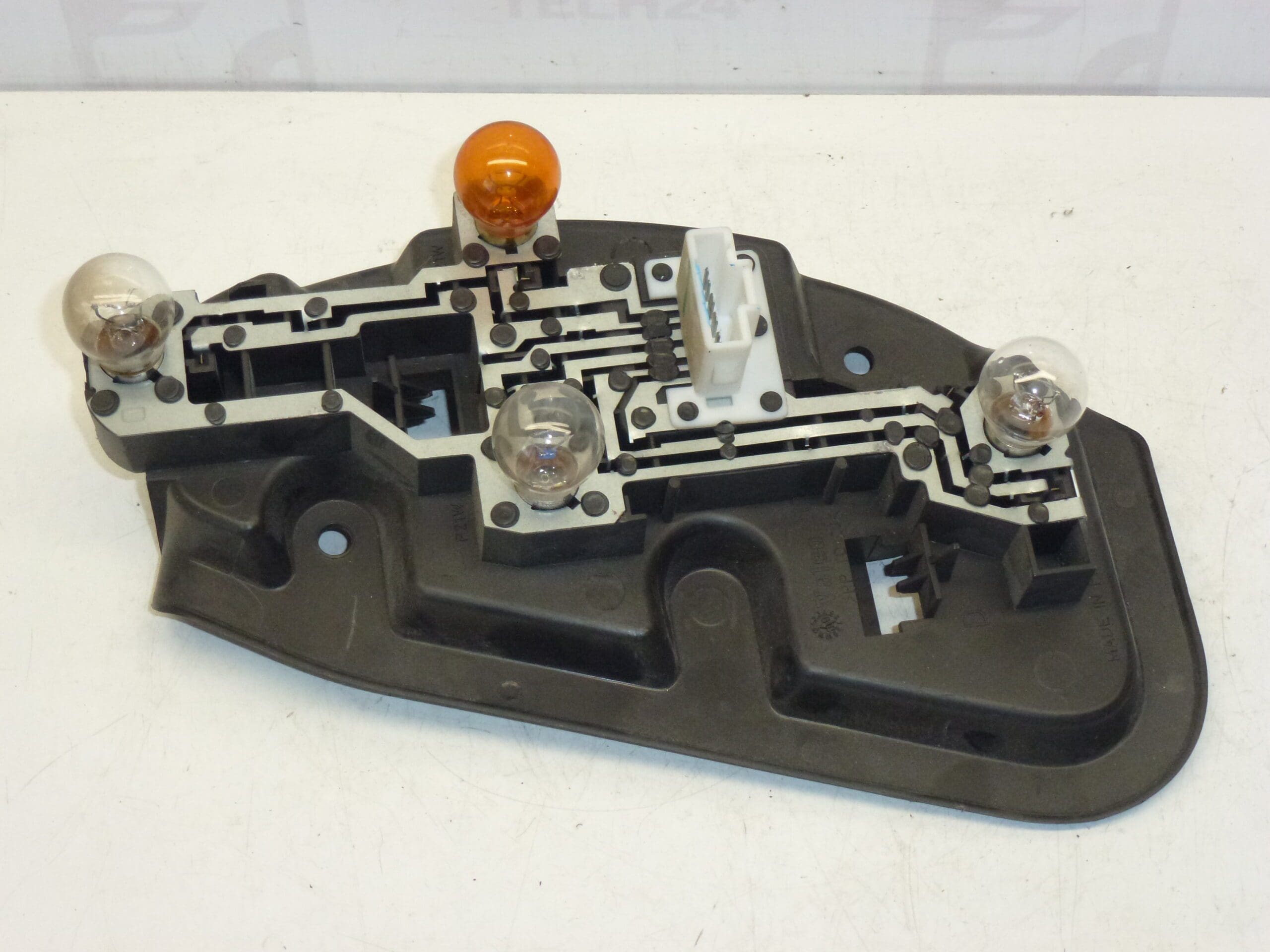 Patice žárovek pravá zadní lampa Citroën C5 sedan - Obrázek 2